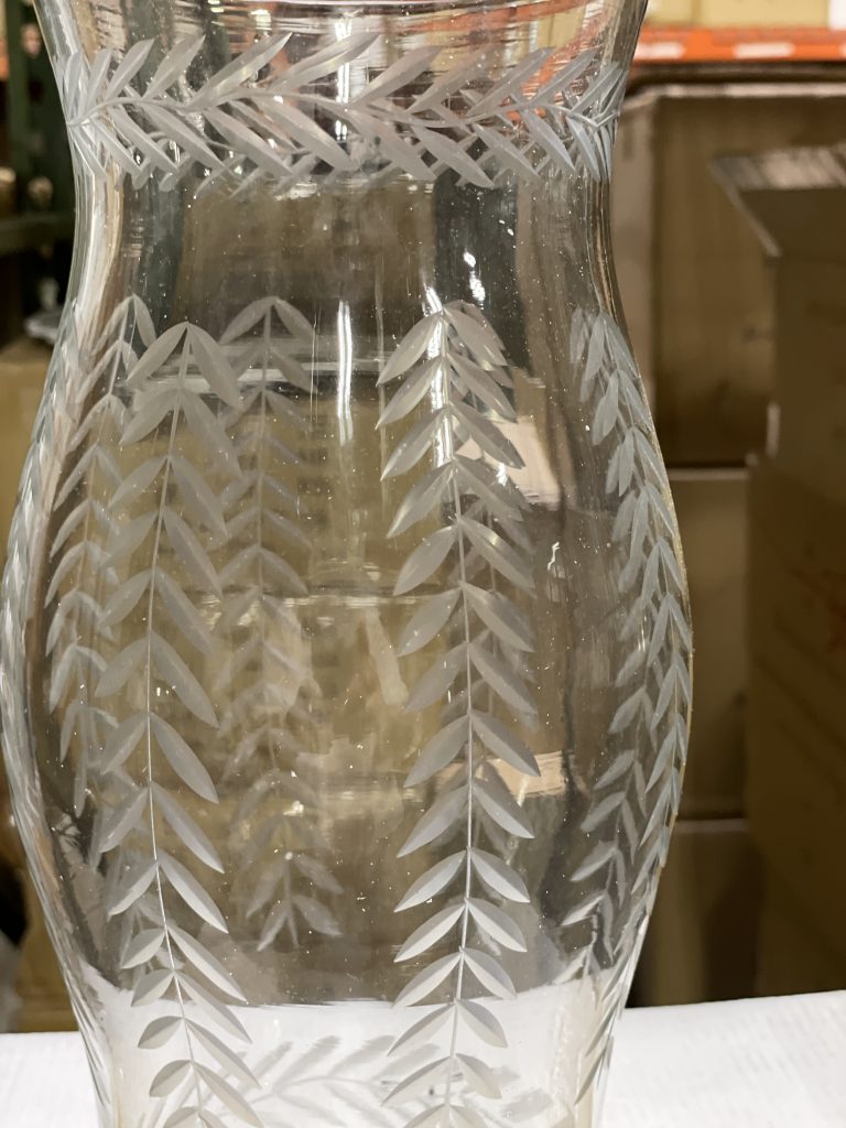 Incredible vertical leaf etched glass hurricane