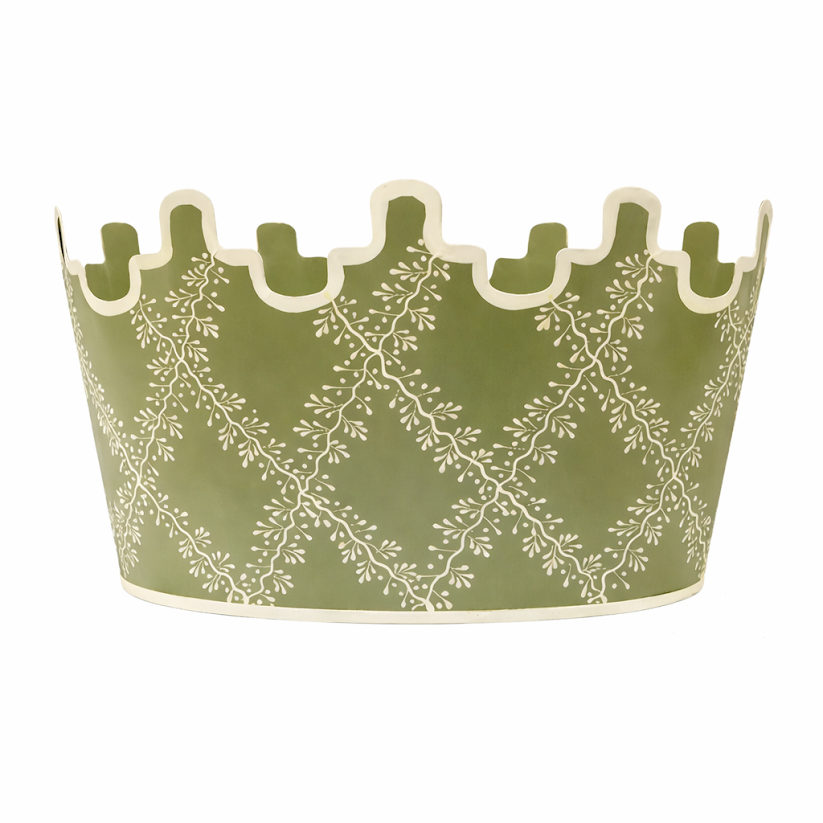 Green & White Trellis Scalloped Footed Planter