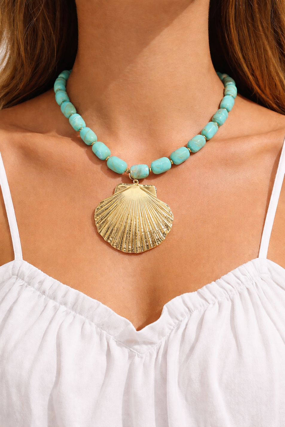 Turquoise Beaded Necklace with Gold Shell Pendant