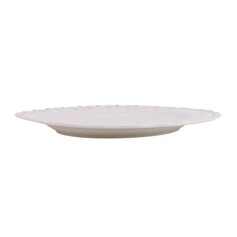 WHITE PIERCED SCALLOPED CHARGER