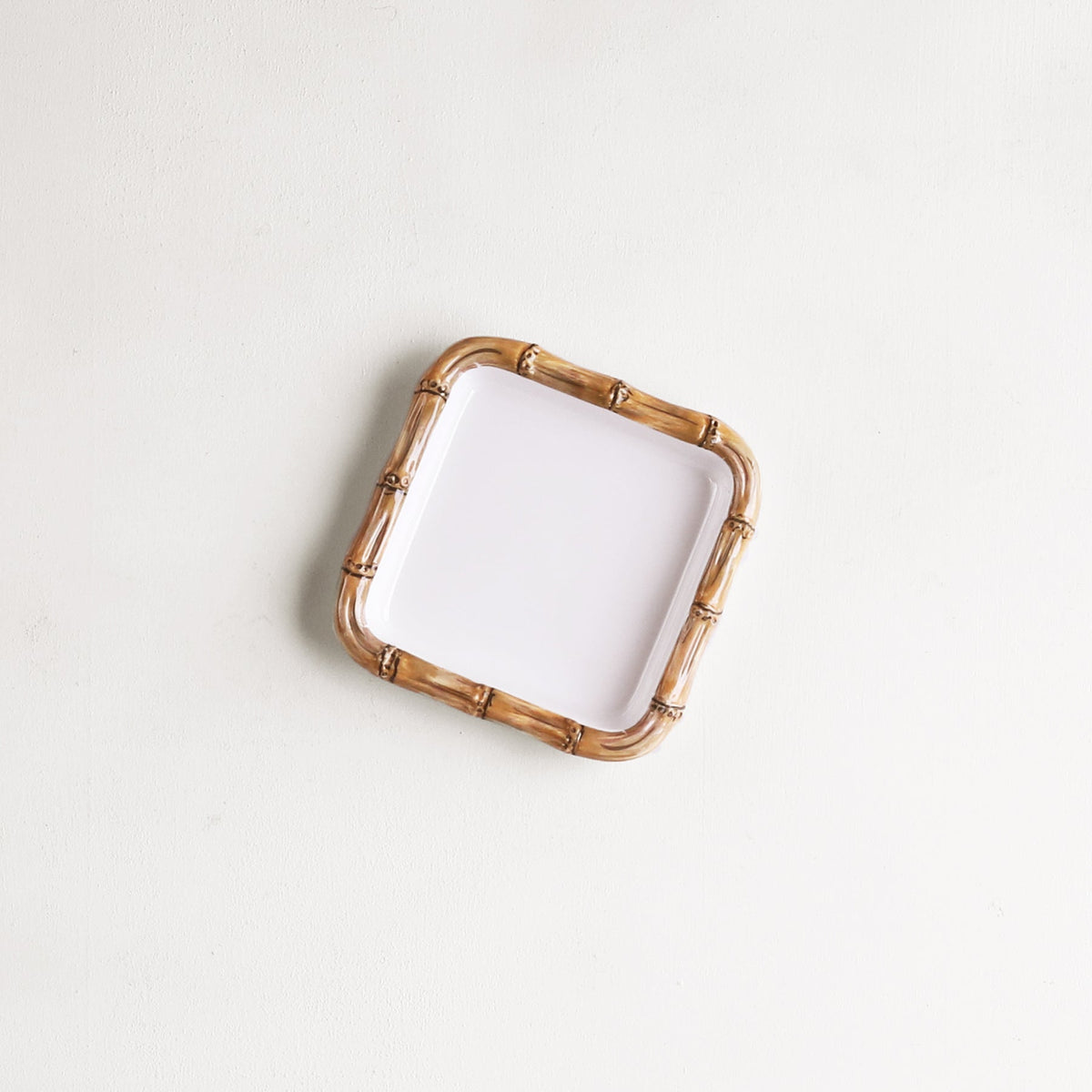 VIDA Bamboo Beverage Napkin Holder (White and Natural)