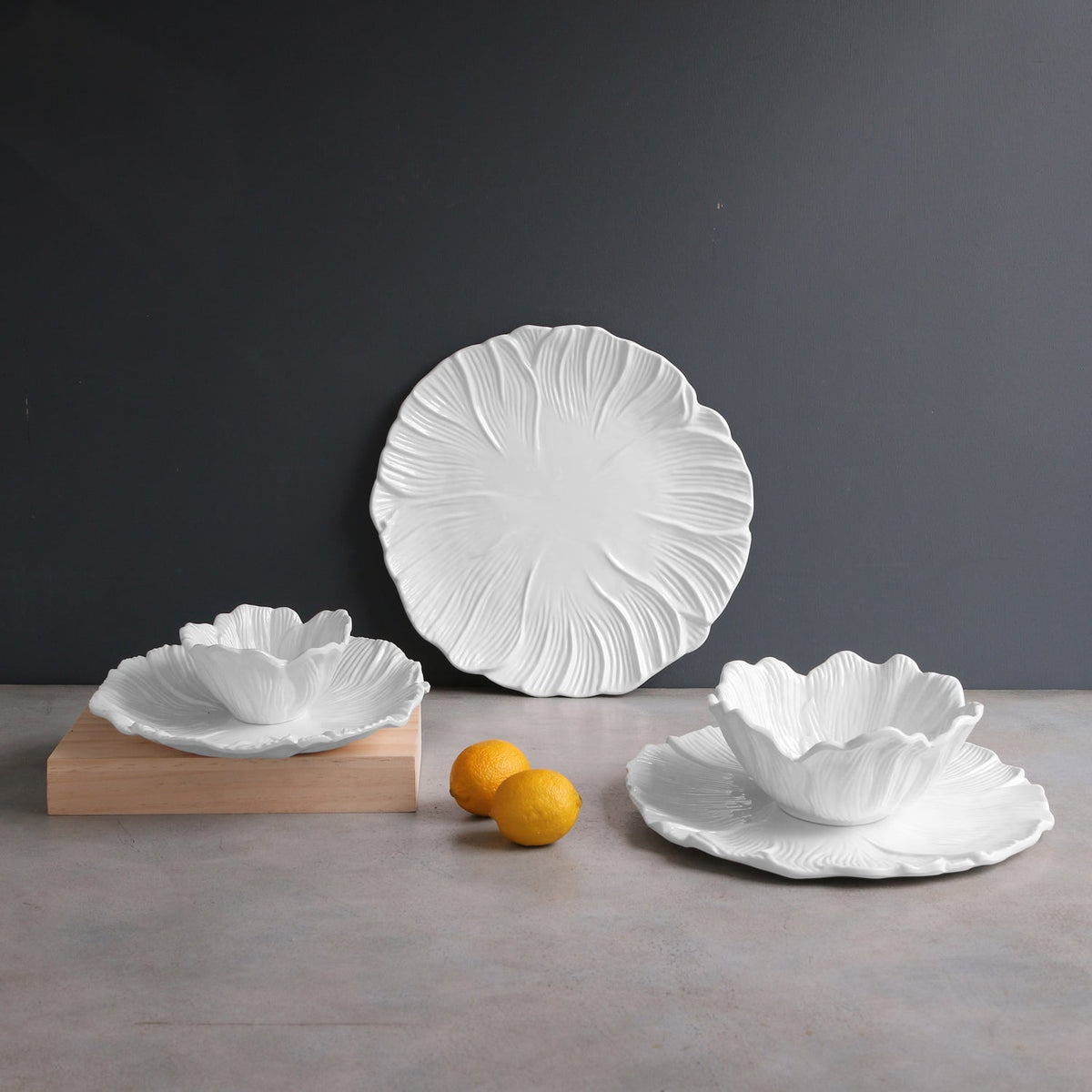 VIDA Lettuce Salad Plate Set of 4  (White)