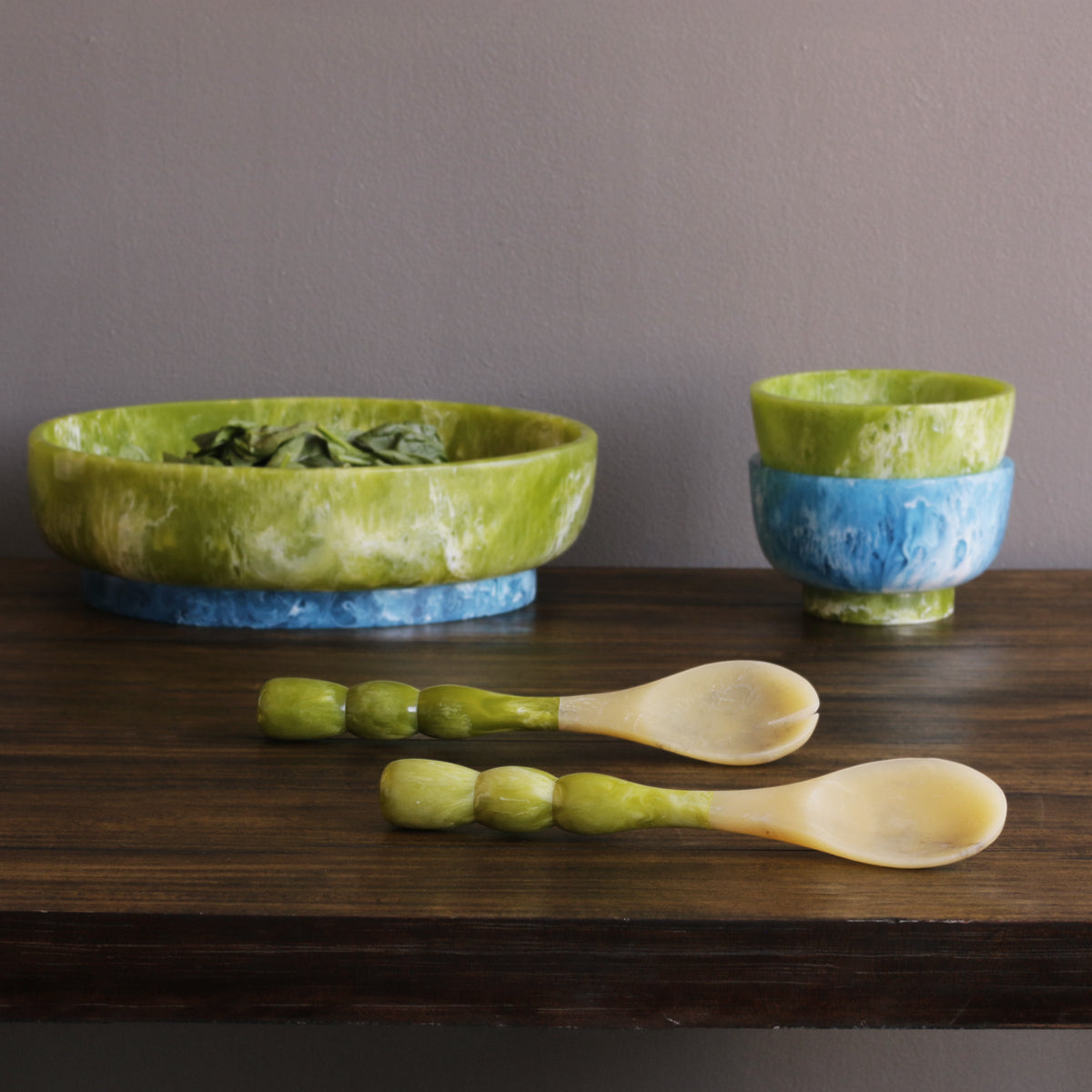 RESIN Rio Small Bowl with Base (Blue and Green)