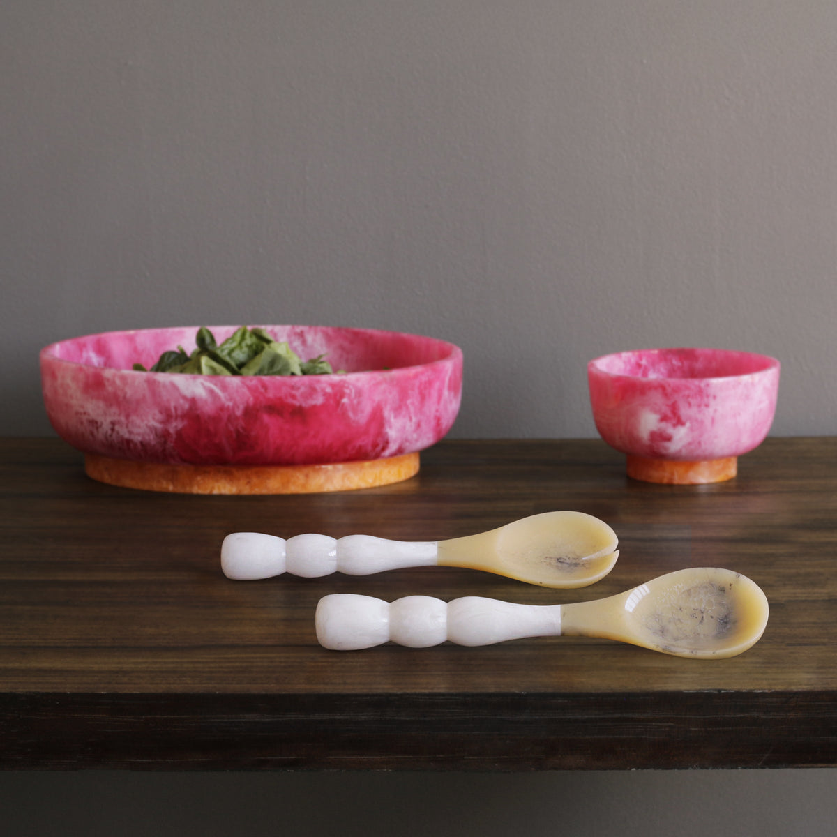 RESIN Rio Large Oval Bowl with Base (Pink and Orange)