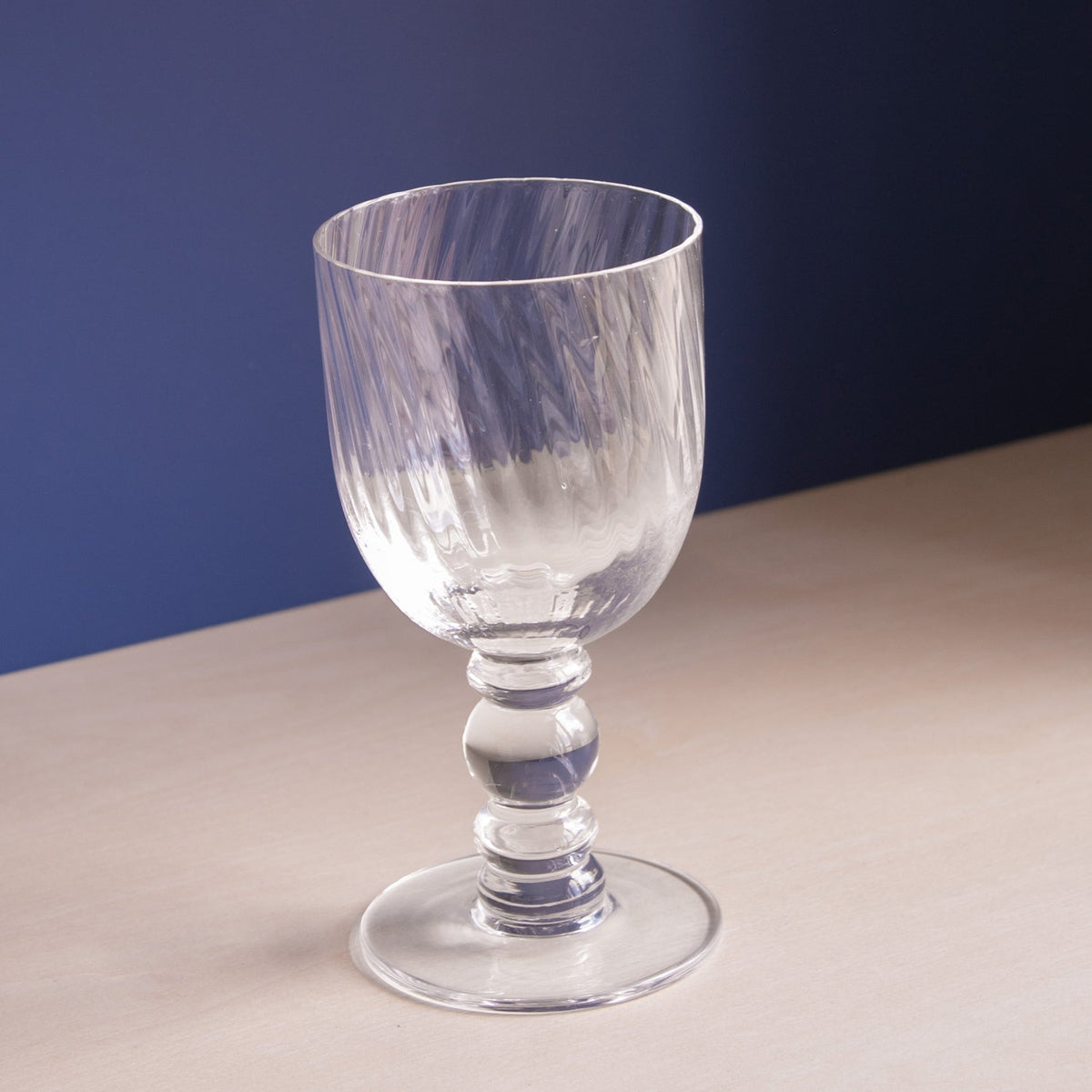 GLASS French Swirl Wine Set of 4 (Clear) 8 fl oz