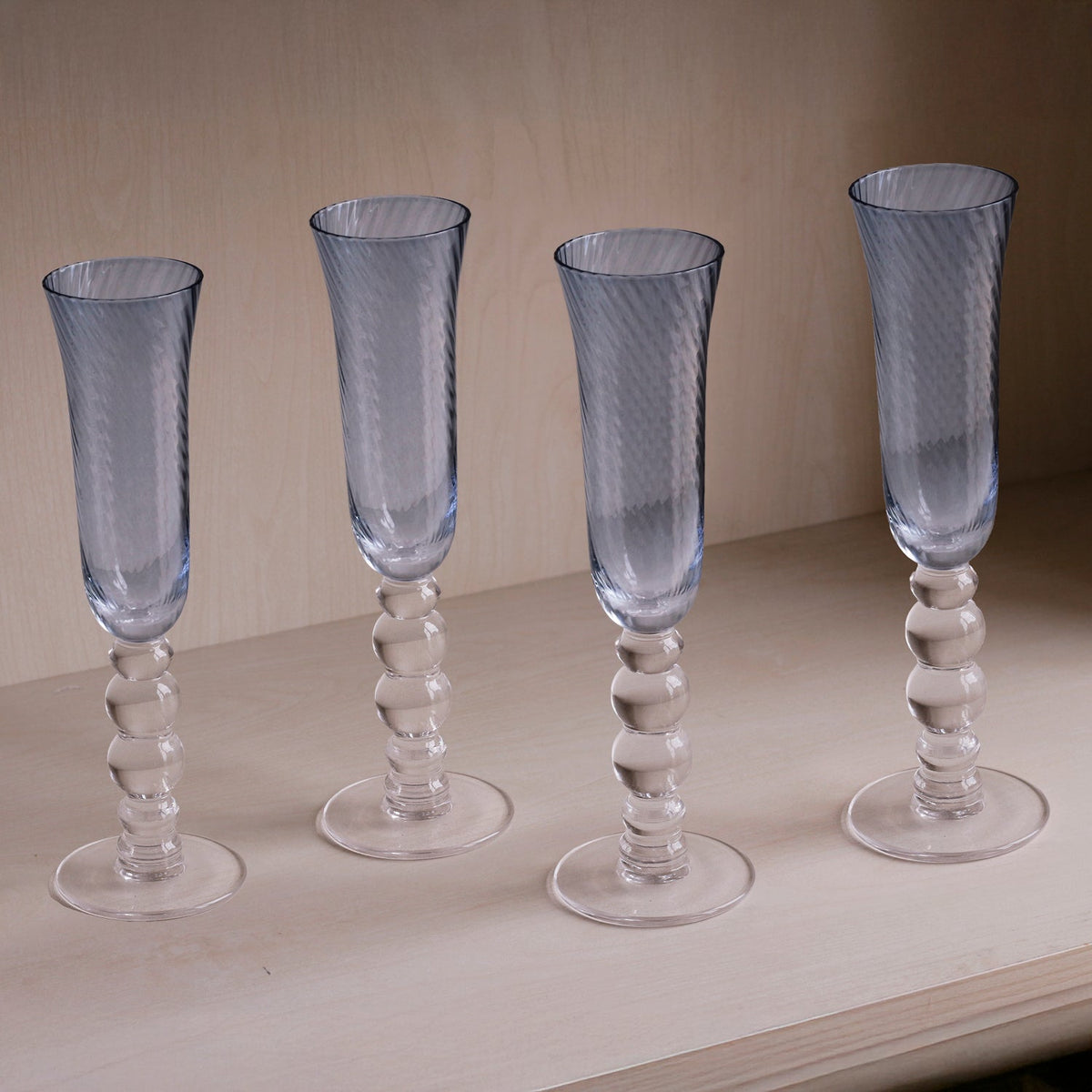 GLASS French Swirl Champagne Flute Set of 4 (Blue) 6 fl oz
