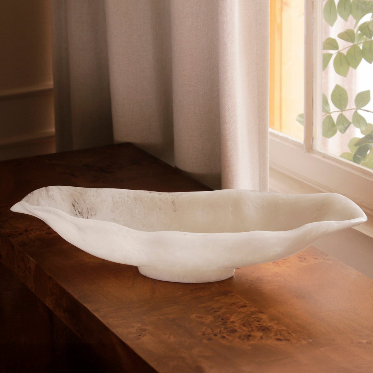 RESIN Alabaster Medium Oval Bowl White Swirl