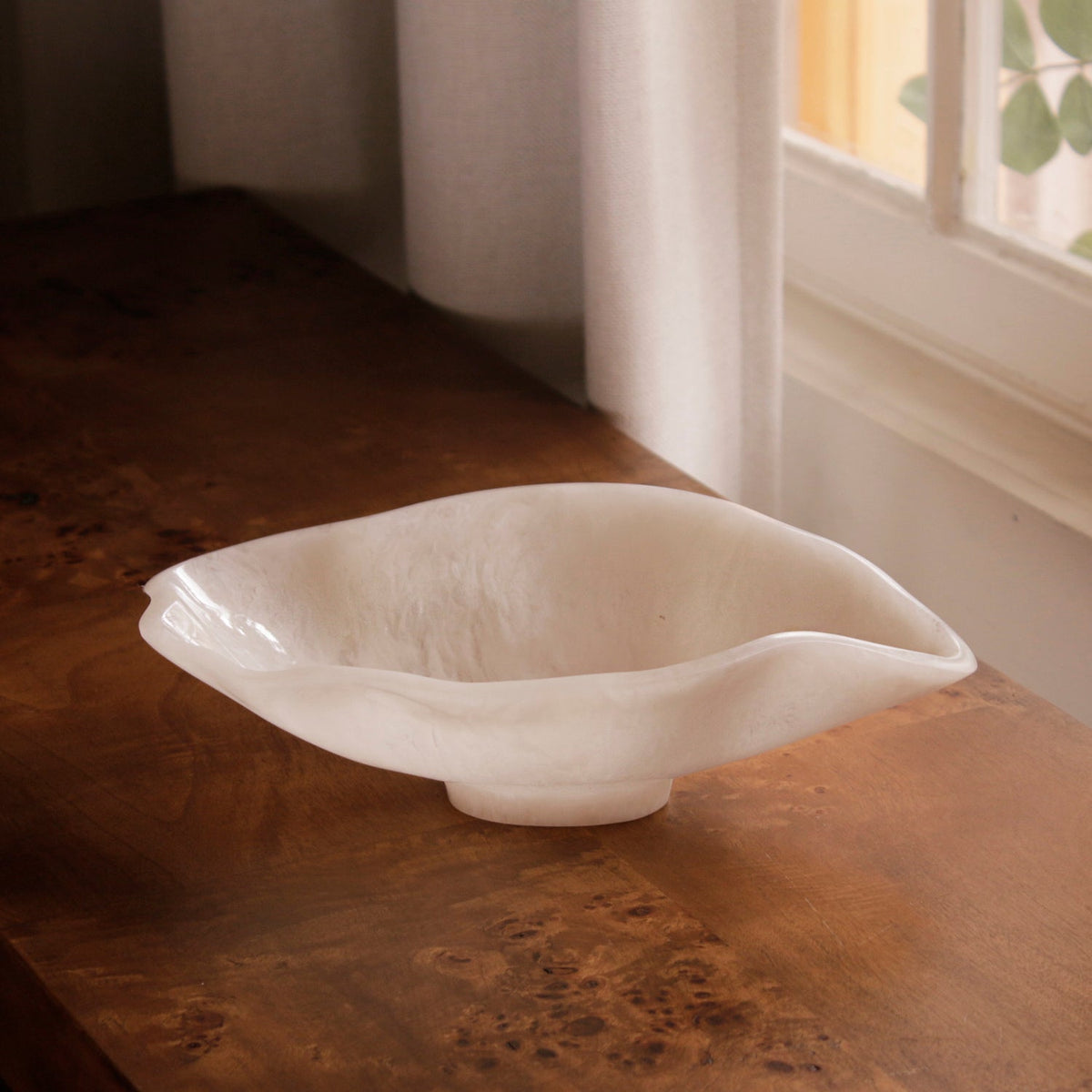 RESIN Alabaster Small Oval Bowl White Swirl