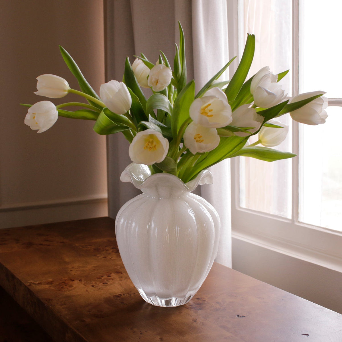 GLASS Petal Large Vase Cream