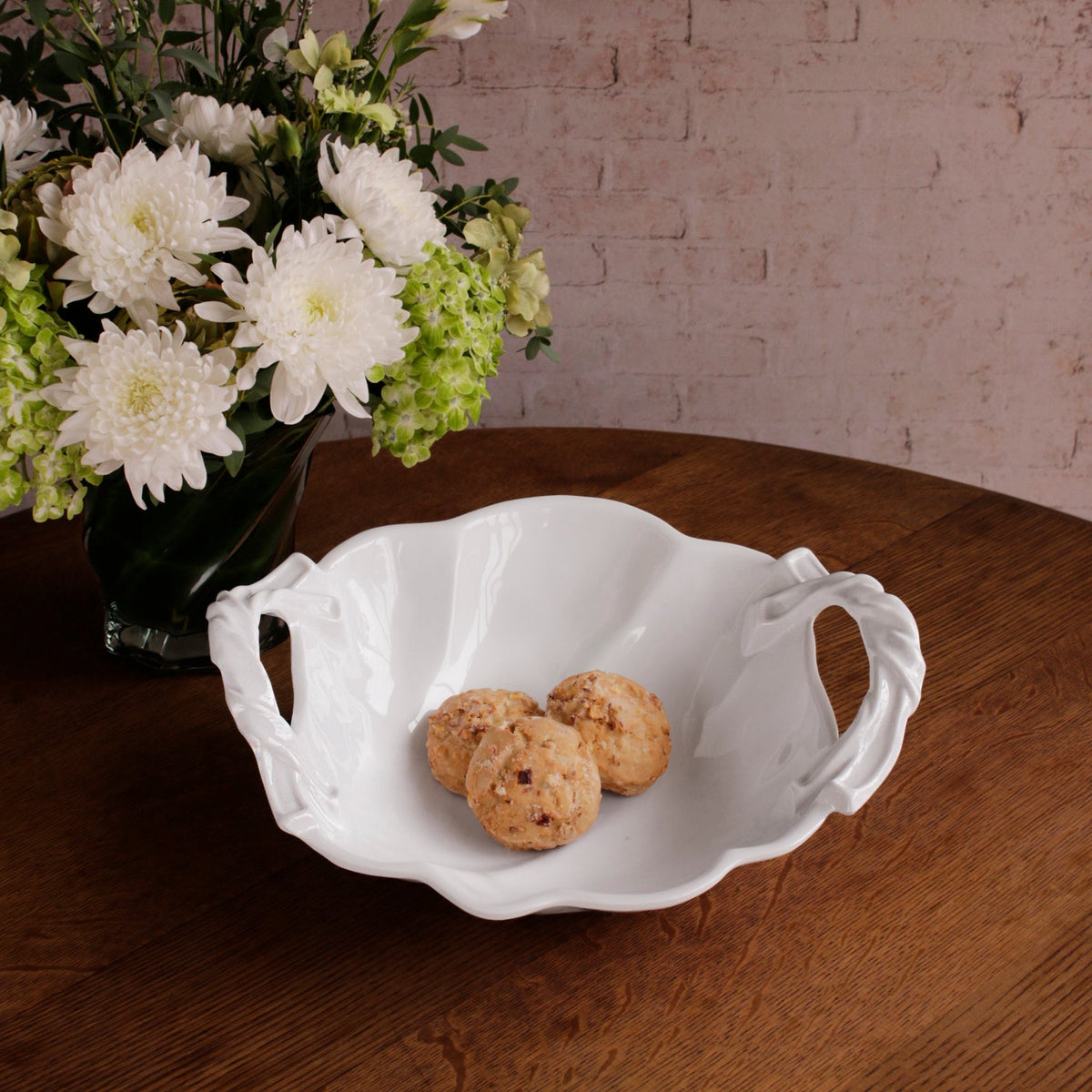 VIDA Sasha Round Large Bowl with Handles White