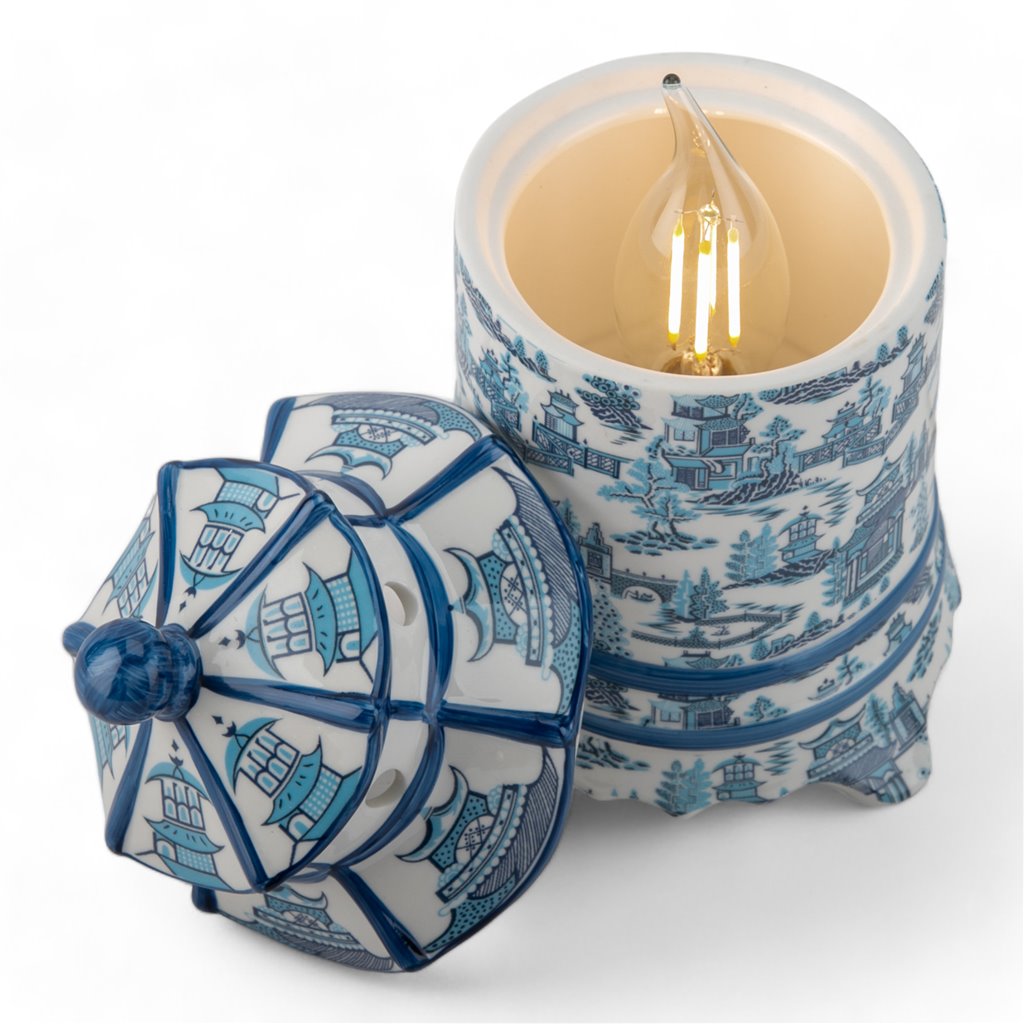 Blue & White Pagoda Lidded Lamp