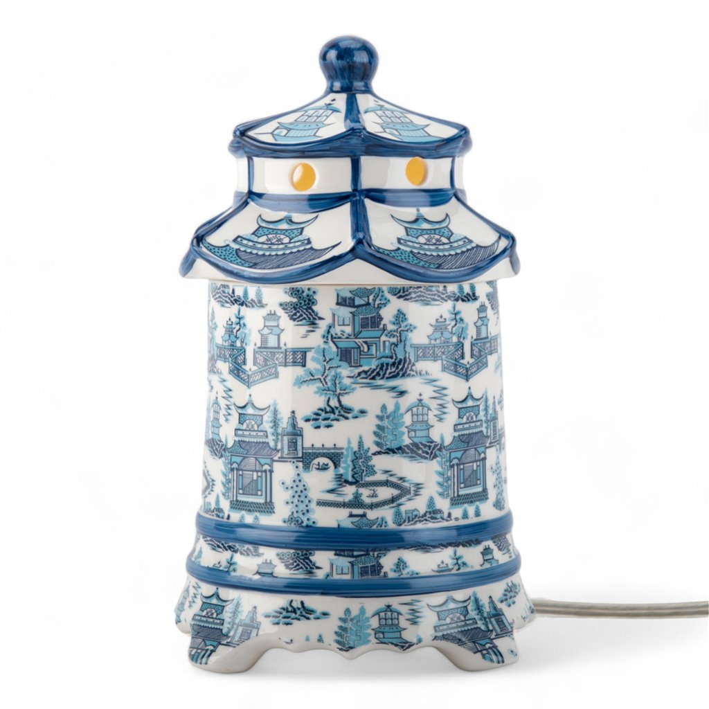 Blue & White Pagoda Lidded Lamp