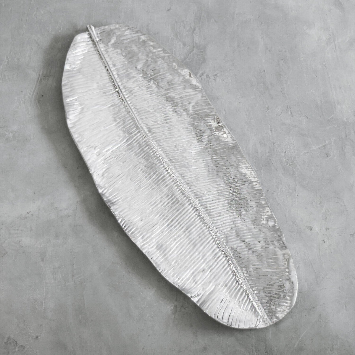 GARDEN Banana Leaf Extra Extra Large Platter