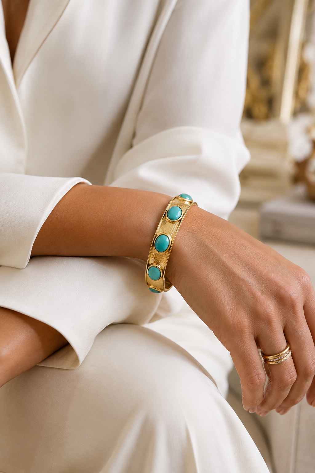 Turquoise Marbled Oval Stone Accent Hammered Metal Beaded Stretch Bracelet