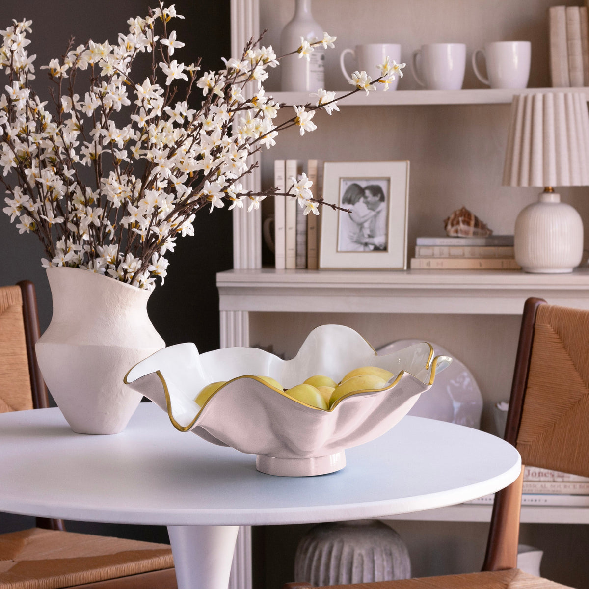 ENCANTO Aries Bowl (Camellia and White)