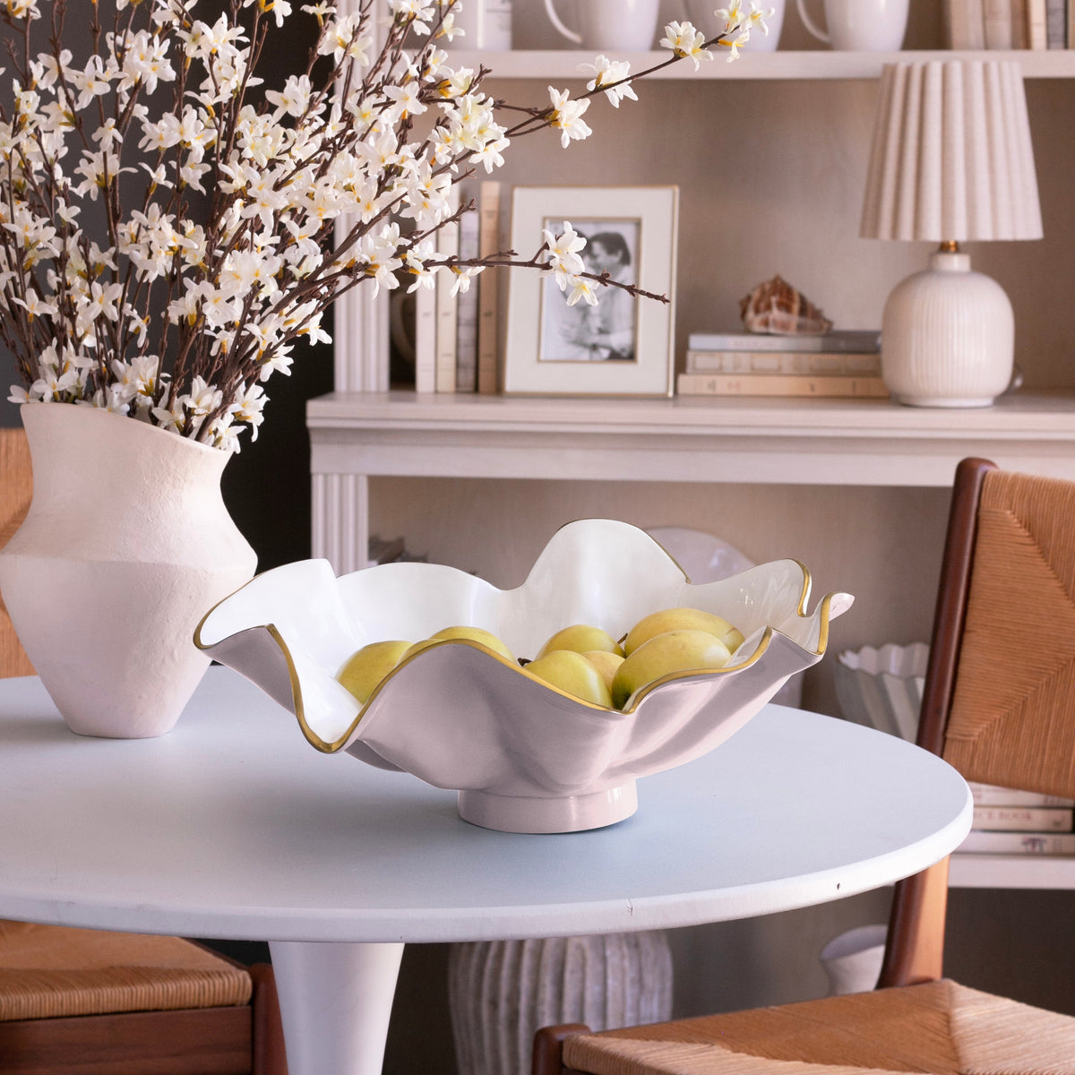 ENCANTO Aries Bowl (Camellia and White)
