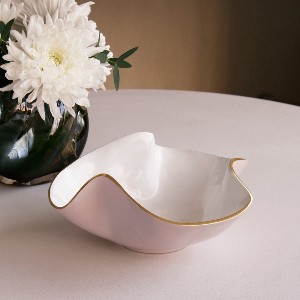 ENCANTO Aries Small Bowl Camellia and White