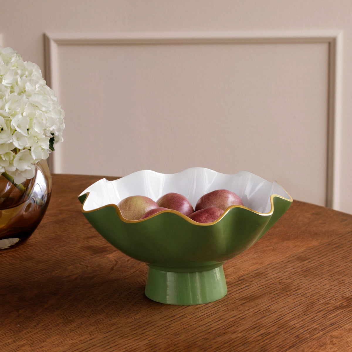 ENCANTO Carola Small Pedestal Leaf Green and White