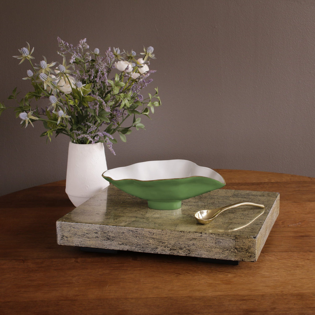 ENCANTO Claire Small Oval Bowl with Spoon  Leaf Green and White