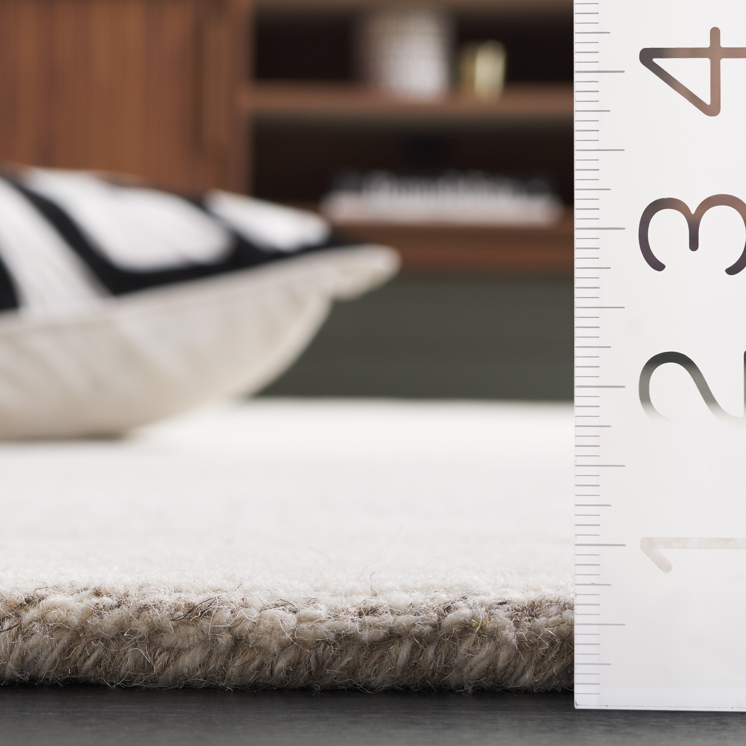Natural / Ivory