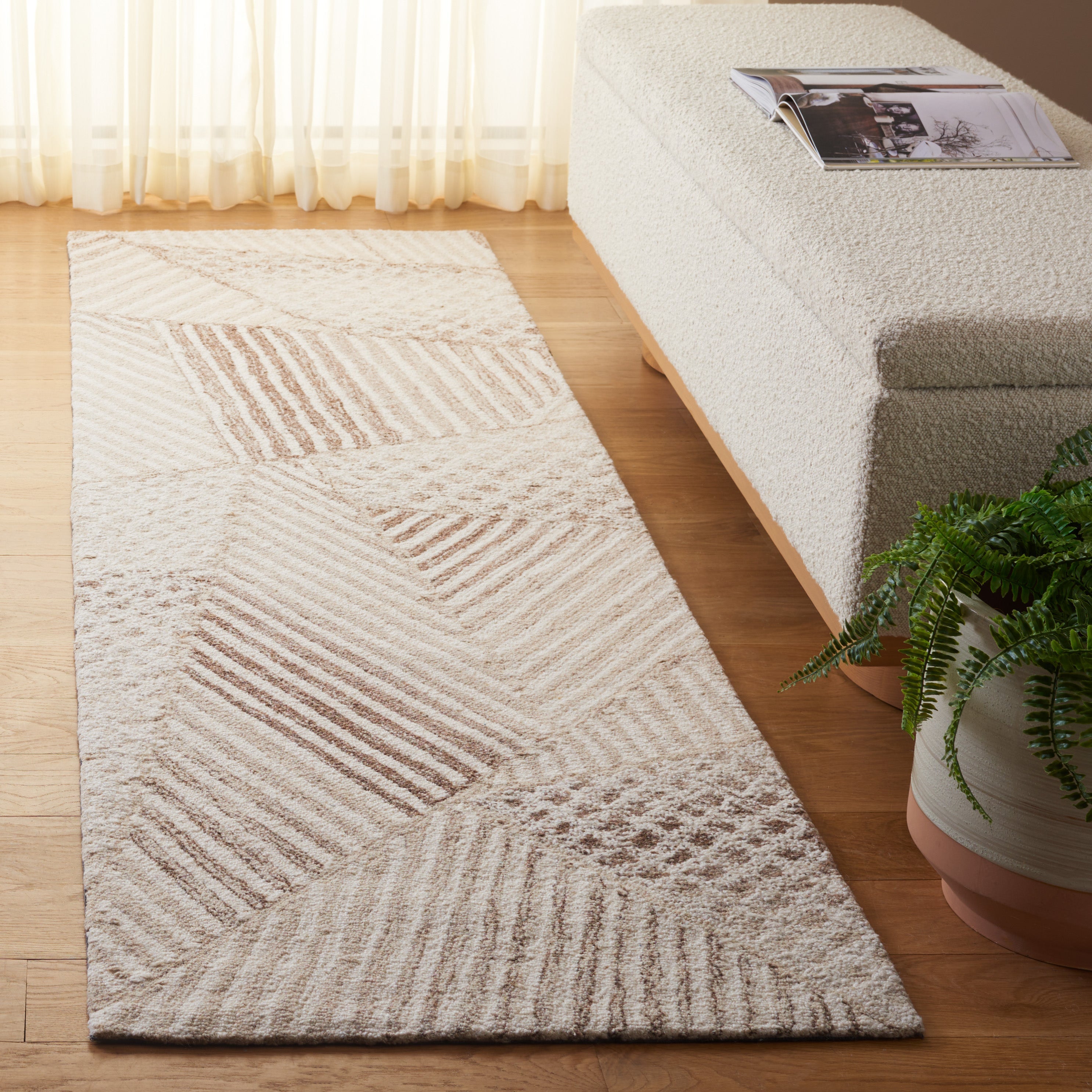 Ivory / Light Brown