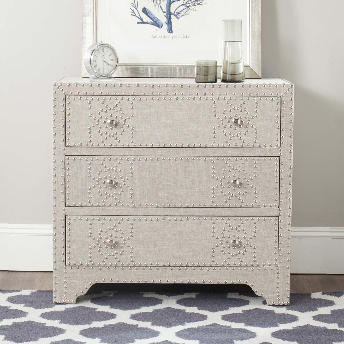 Gordy 3 Drawer Chest | Safavieh - AMH1504 - Grey