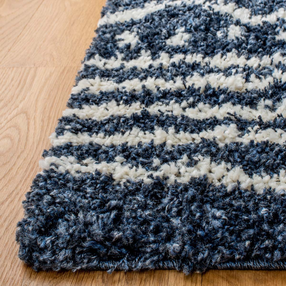 Safavieh Arizona Shag 741 Rug, Blue, ASG741 - Slate Blue / Ivory