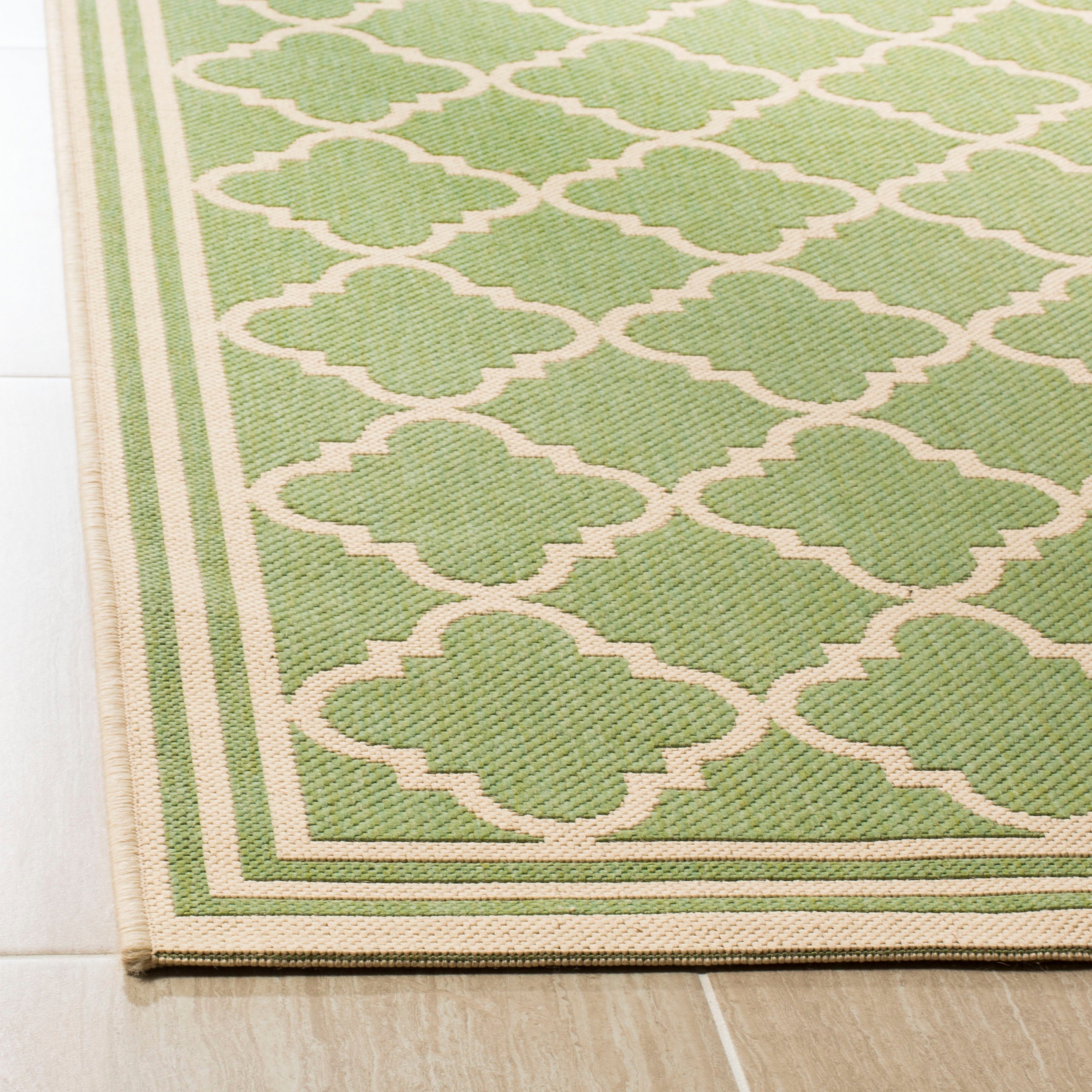 Beach House Rug | Safavieh -  BHS121X -  Olive / Cream