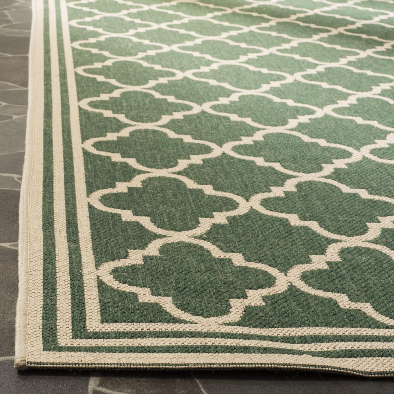 Beach House Rug | Safavieh -  BHS121Y - Green / Cream