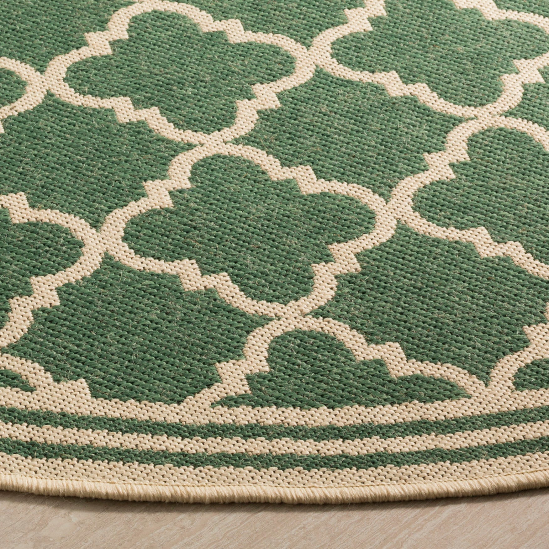 Beach House Rug | Safavieh -  BHS121Y - Green / Cream