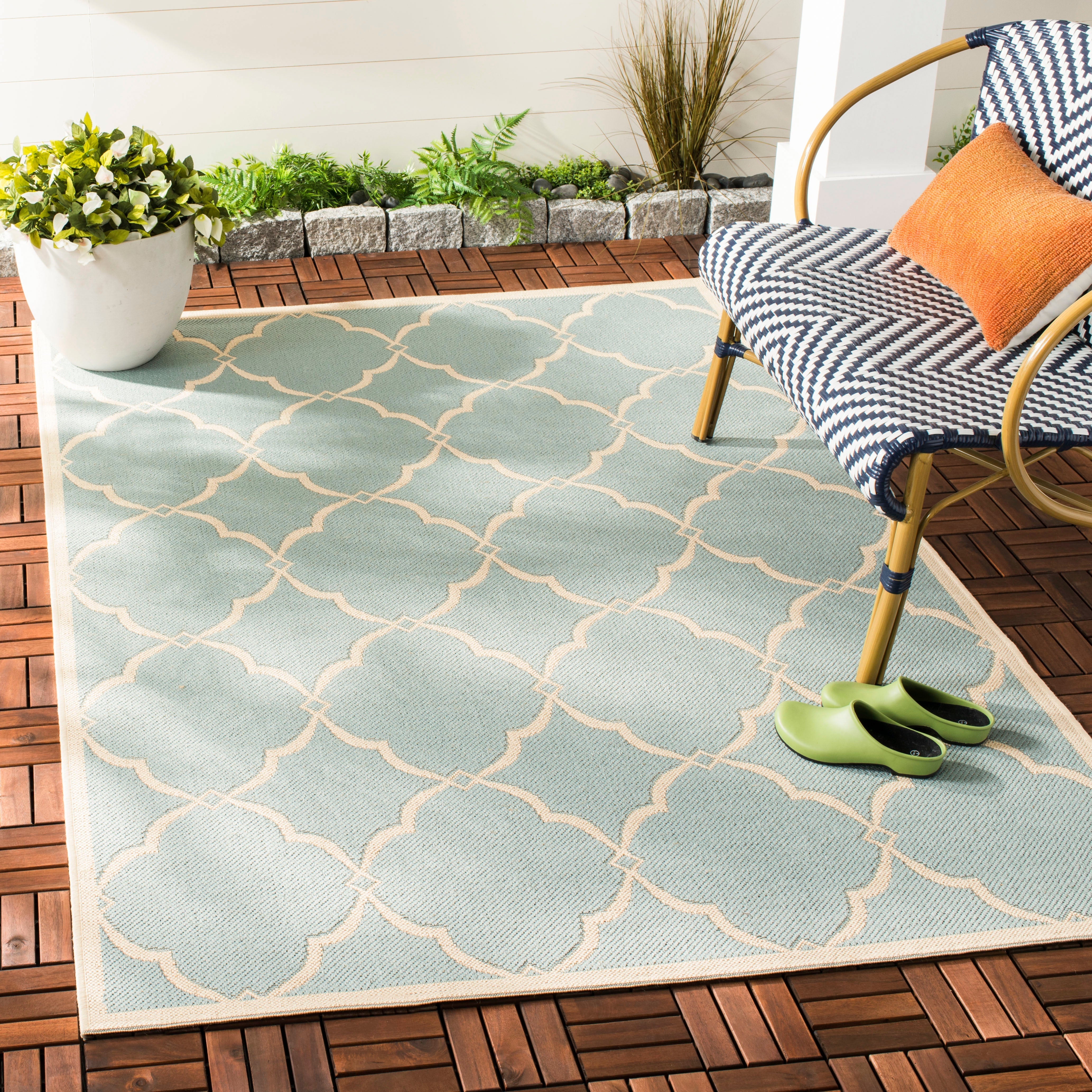 Beach House 125 Rug | Safavieh - BHS125 - Aqua / Cream