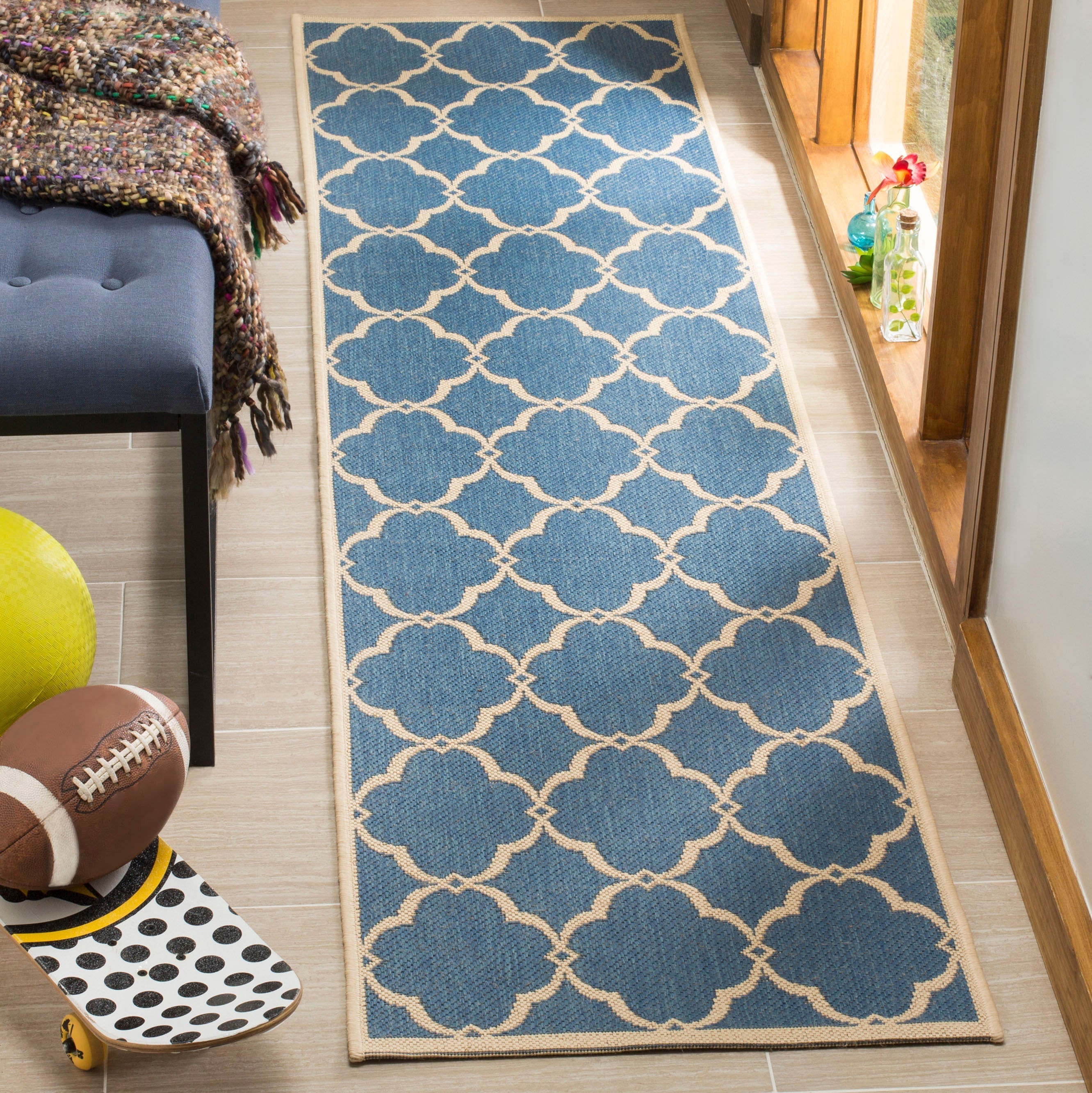 Beach House 125 Rug | Safavieh - BHS125 - Blue / Cream