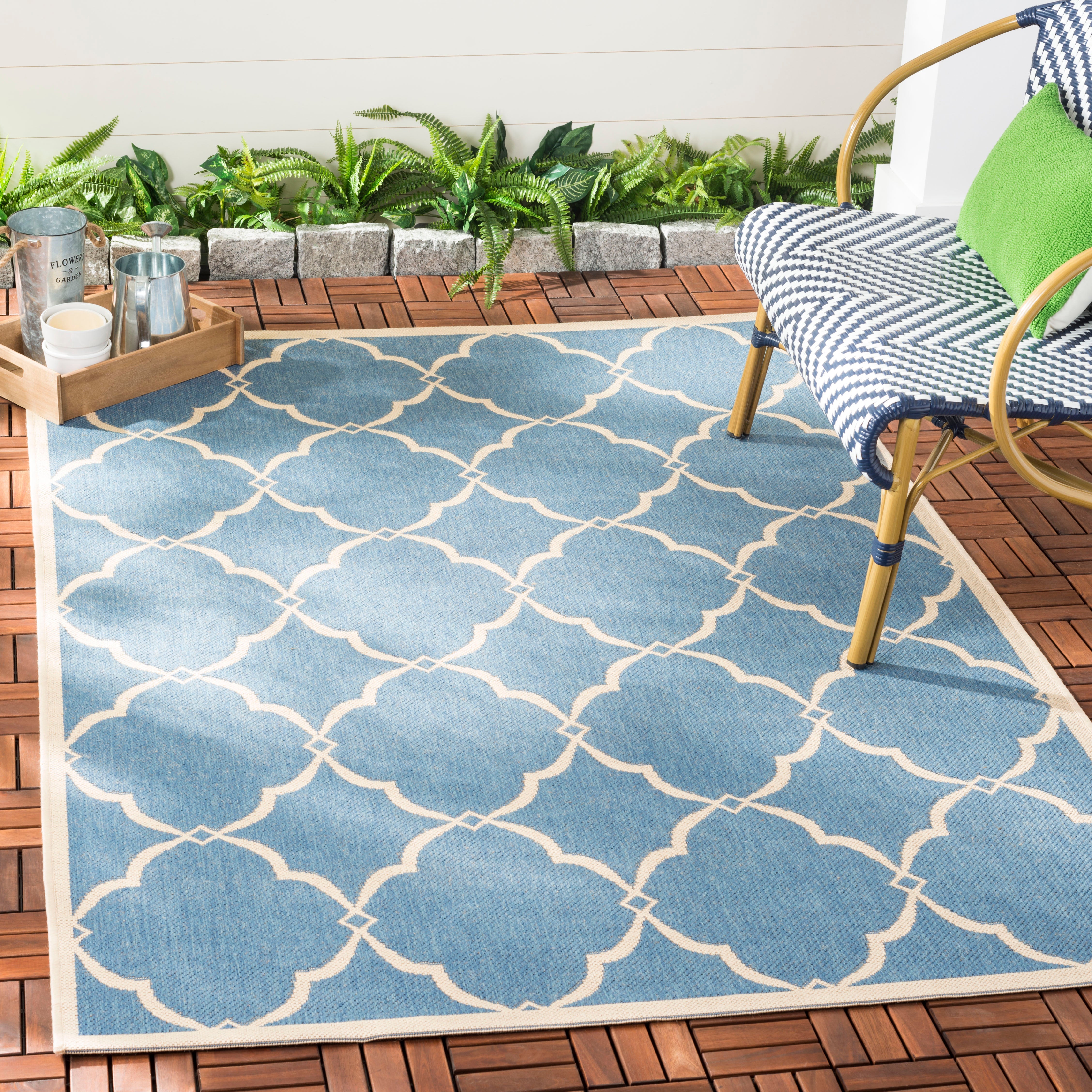 Beach House 125 Rug | Safavieh - BHS125 - Blue / Cream