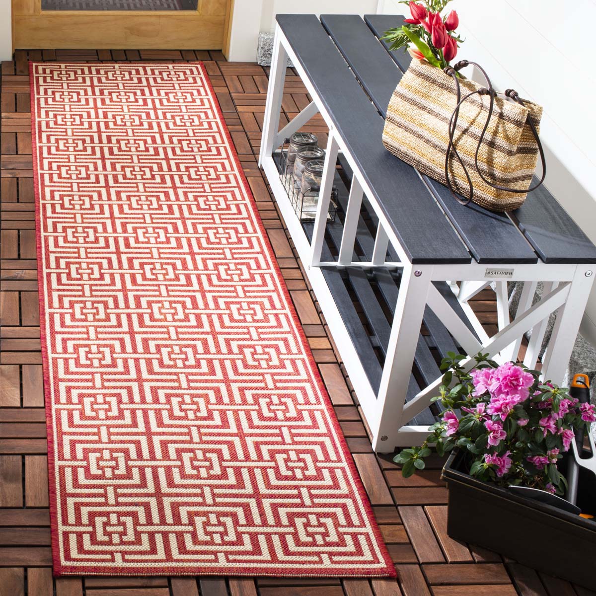 Beach House 128 Rug | Safavieh - BHS128 - Red / Cream