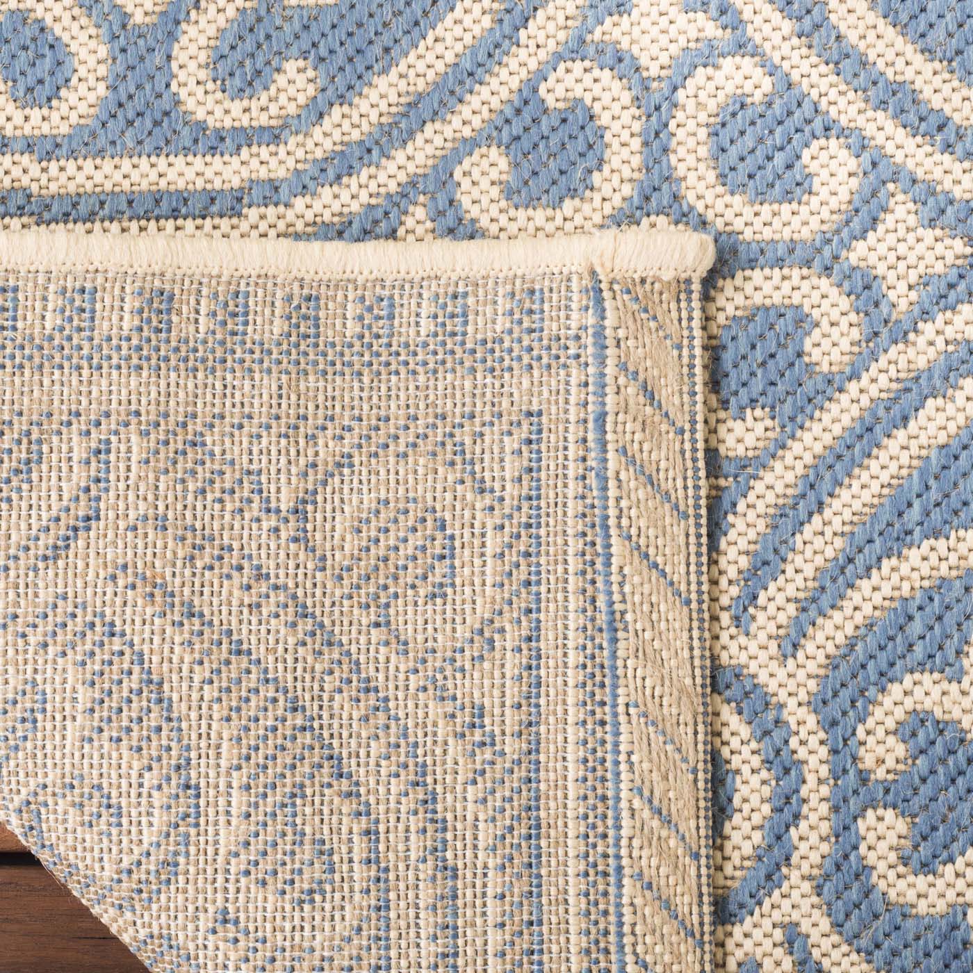 Beach House 134 Rug | Safavieh - BHS134 - Cream / Blue