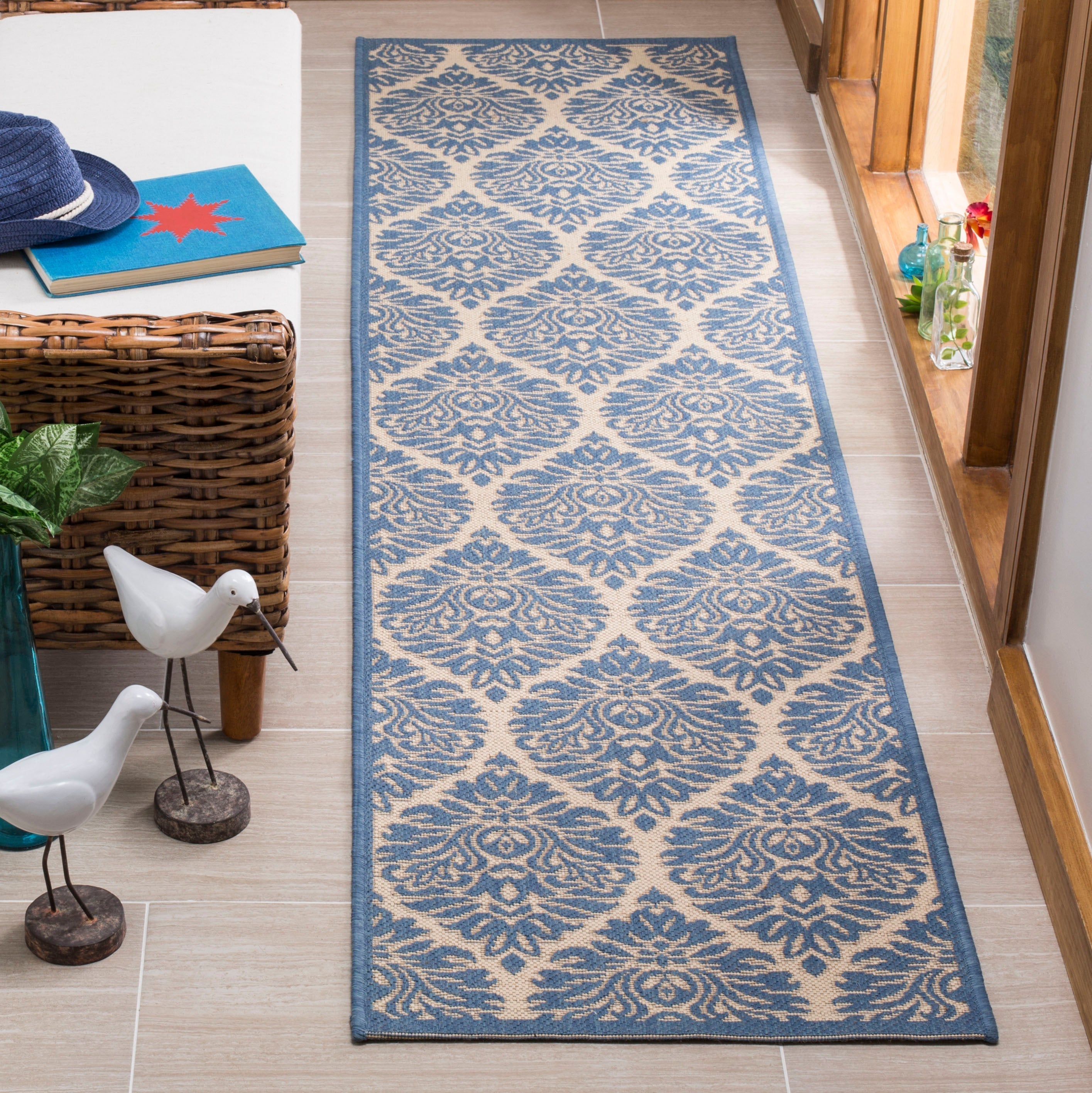 Beach House 135 Rug | Safavieh - BHS135 - Cream / Blue