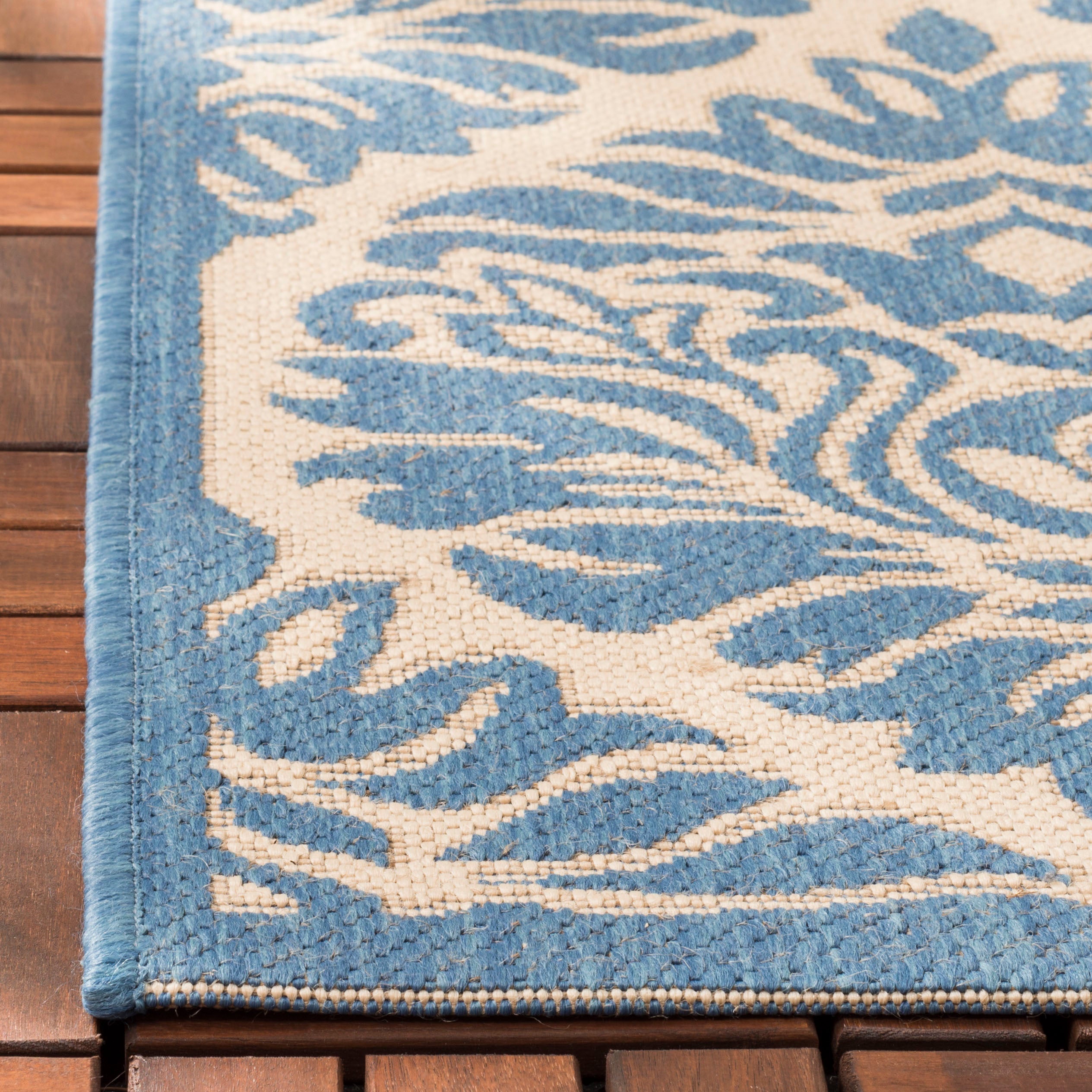 Beach House 135 Rug | Safavieh - BHS135 - Cream / Blue