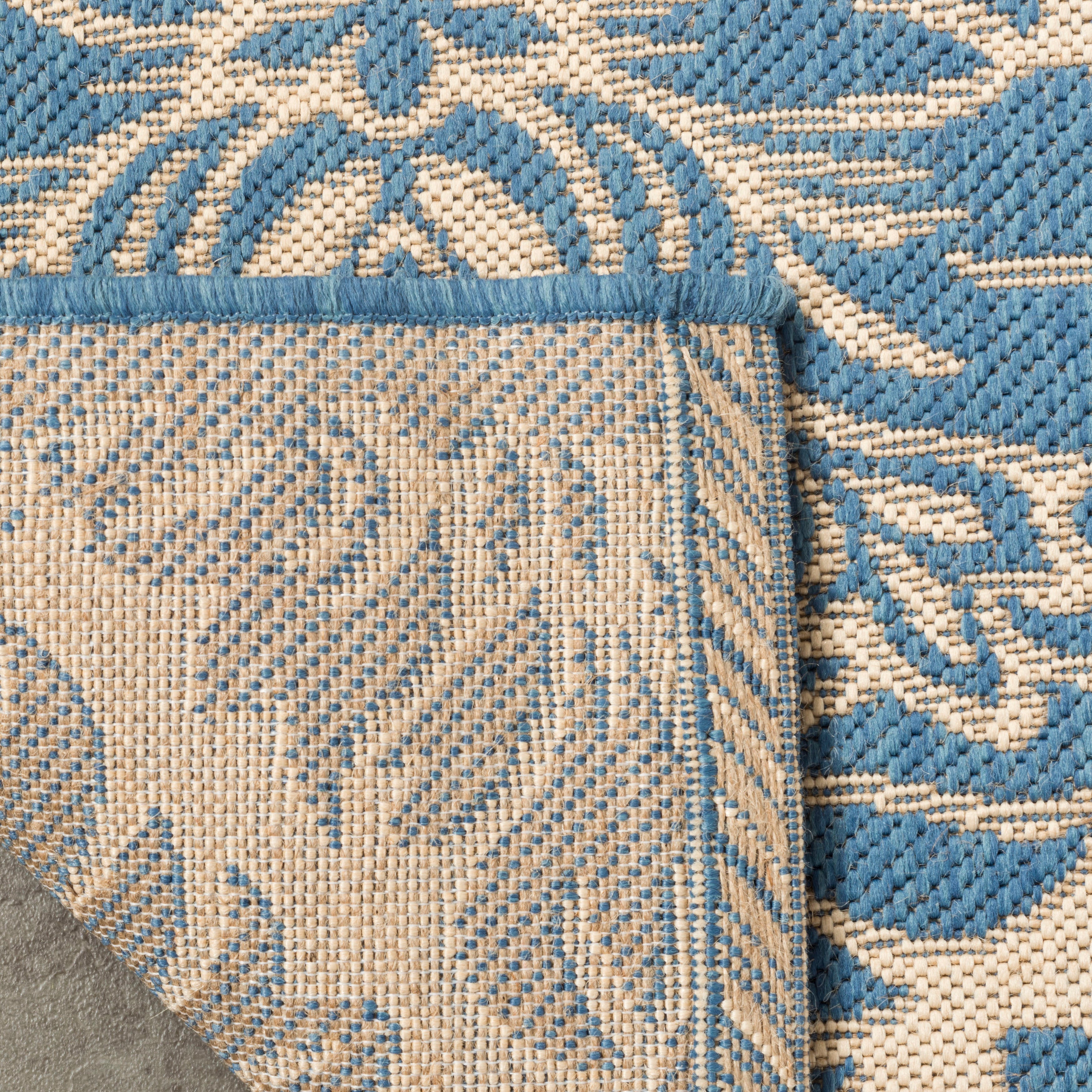 Beach House 135 Rug | Safavieh - BHS135 - Cream / Blue