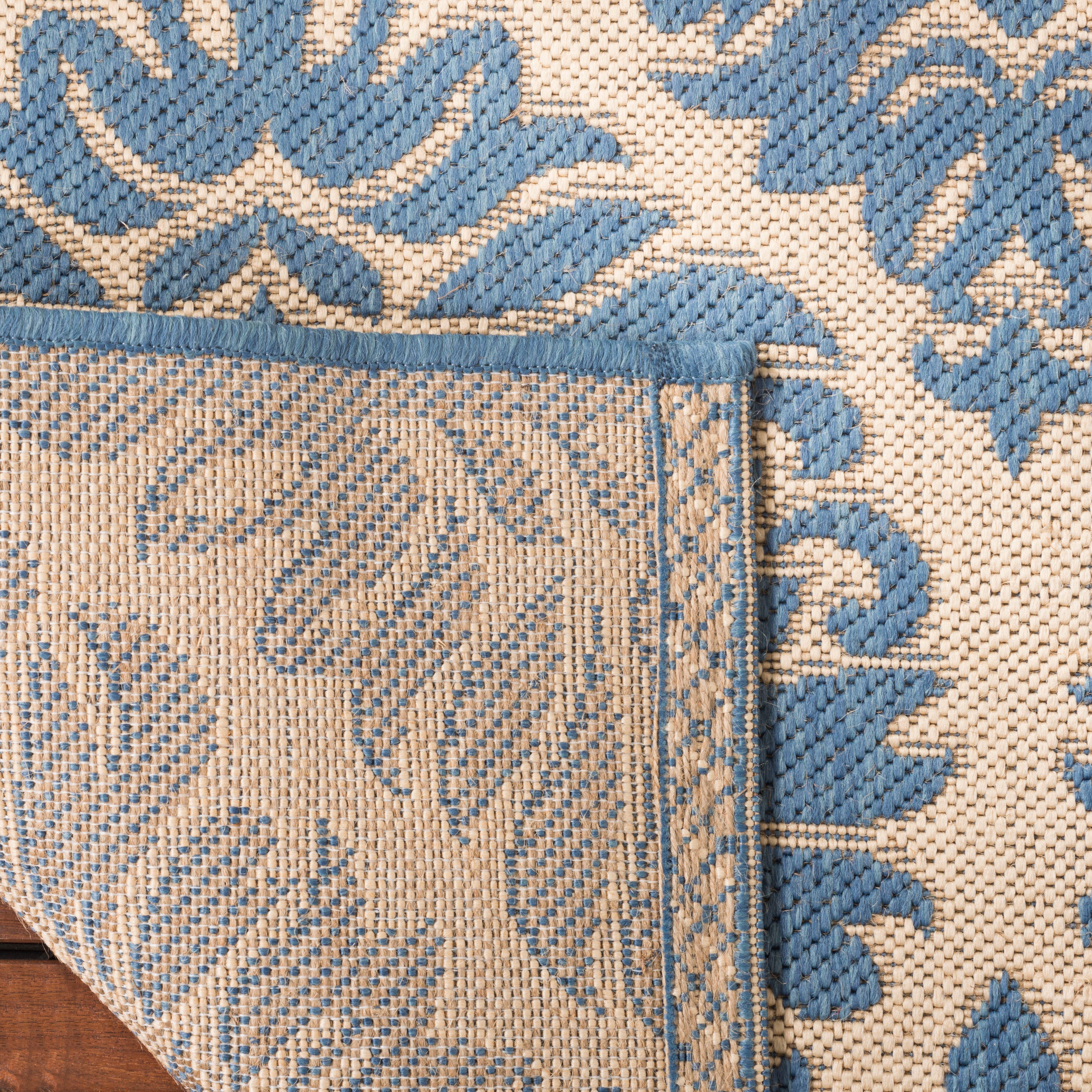 Beach House 135 Rug | Safavieh - BHS135 - Cream / Blue