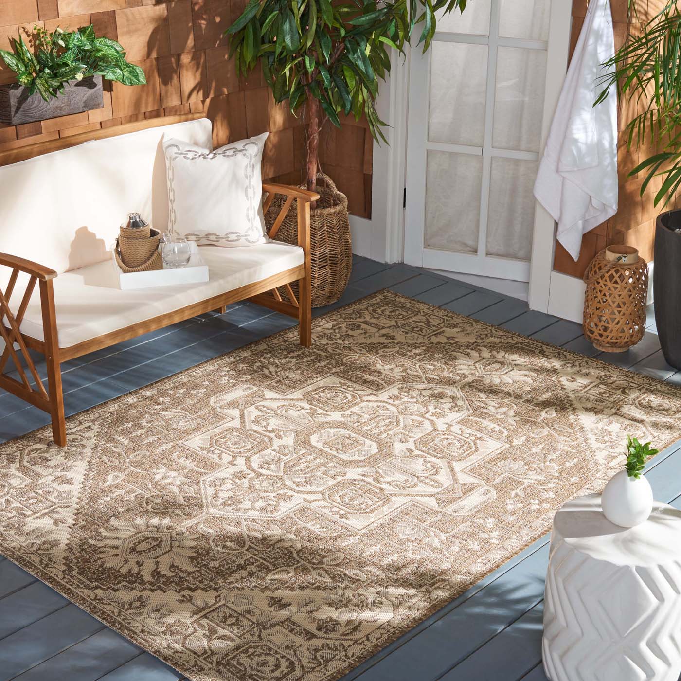 Beach House 138 Rug | Safavieh - BHS138 - Cream / Beige