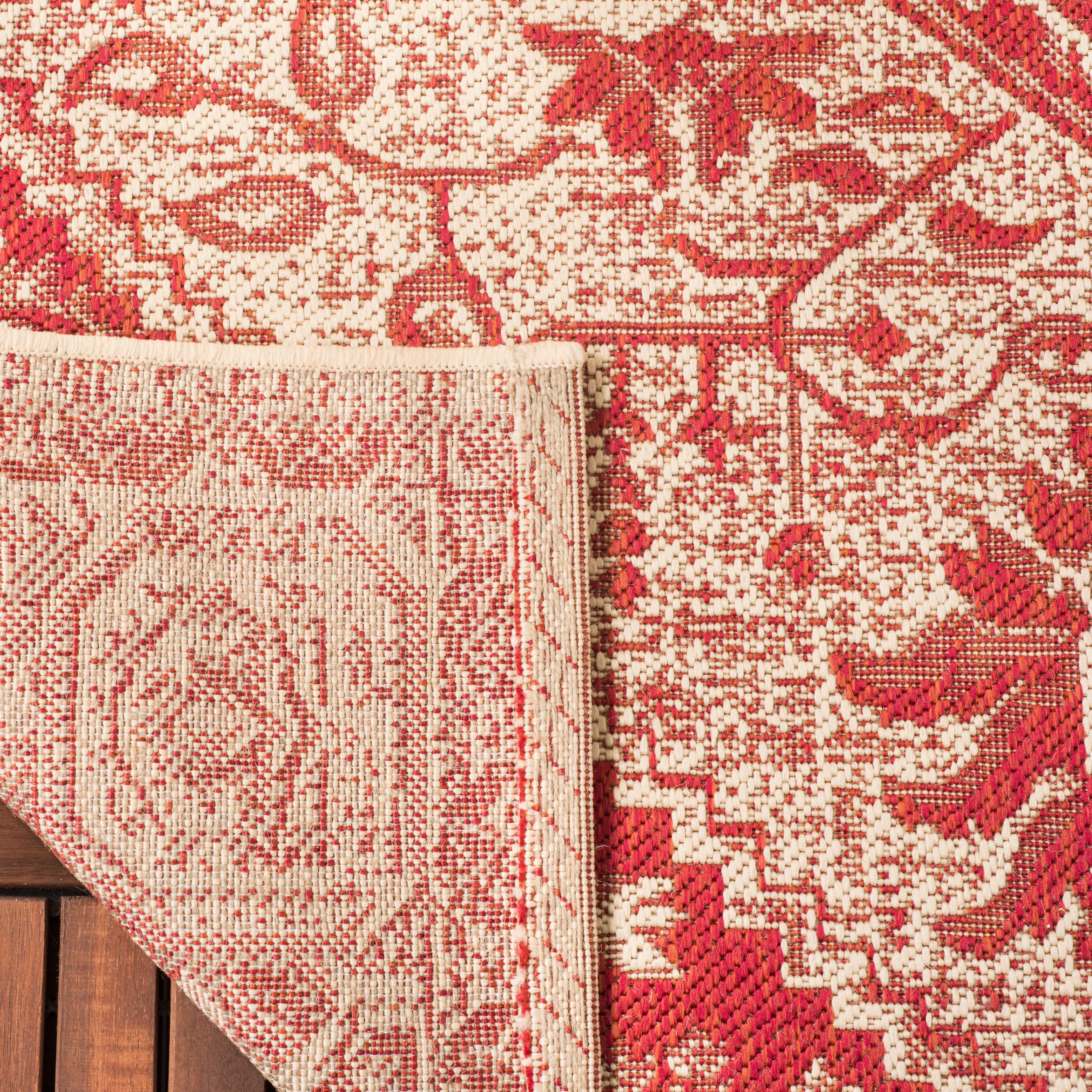 Beach House 138 Rug | Safavieh - BHS138 - Red / Cream