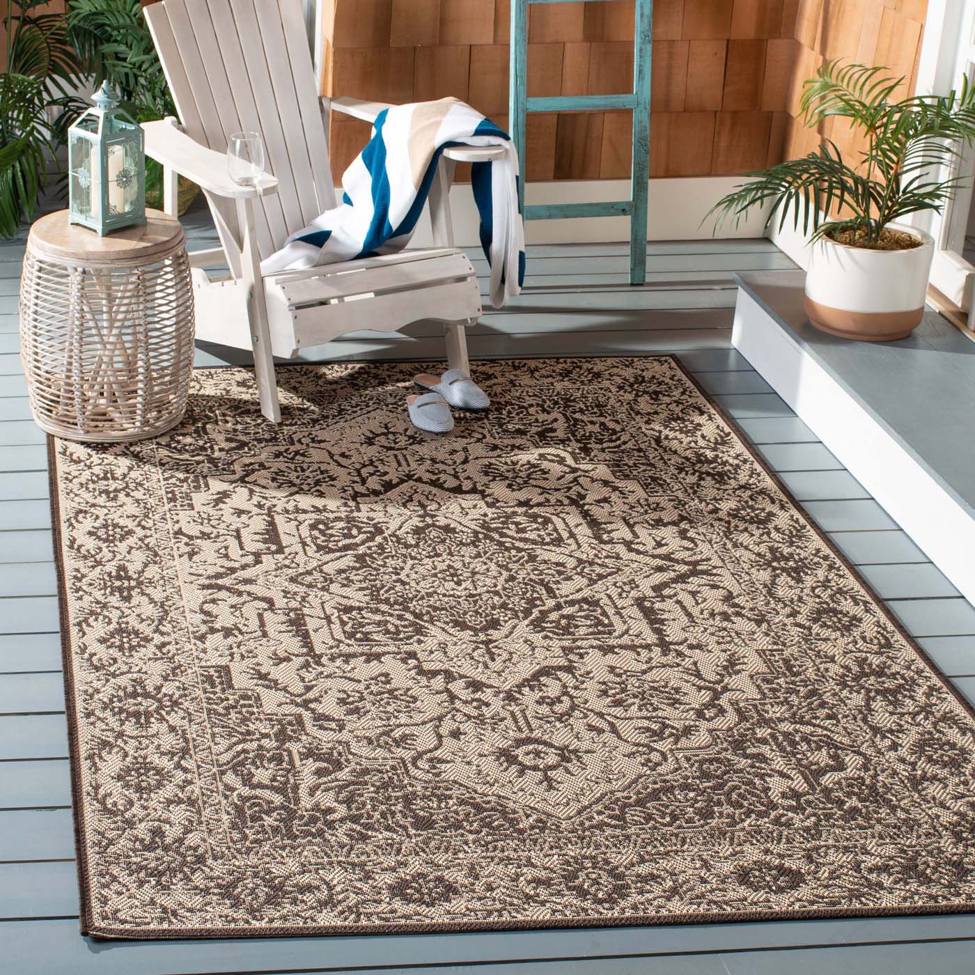 Beach House 139 Rug | Safavieh - BHS139 - Cream / Brown