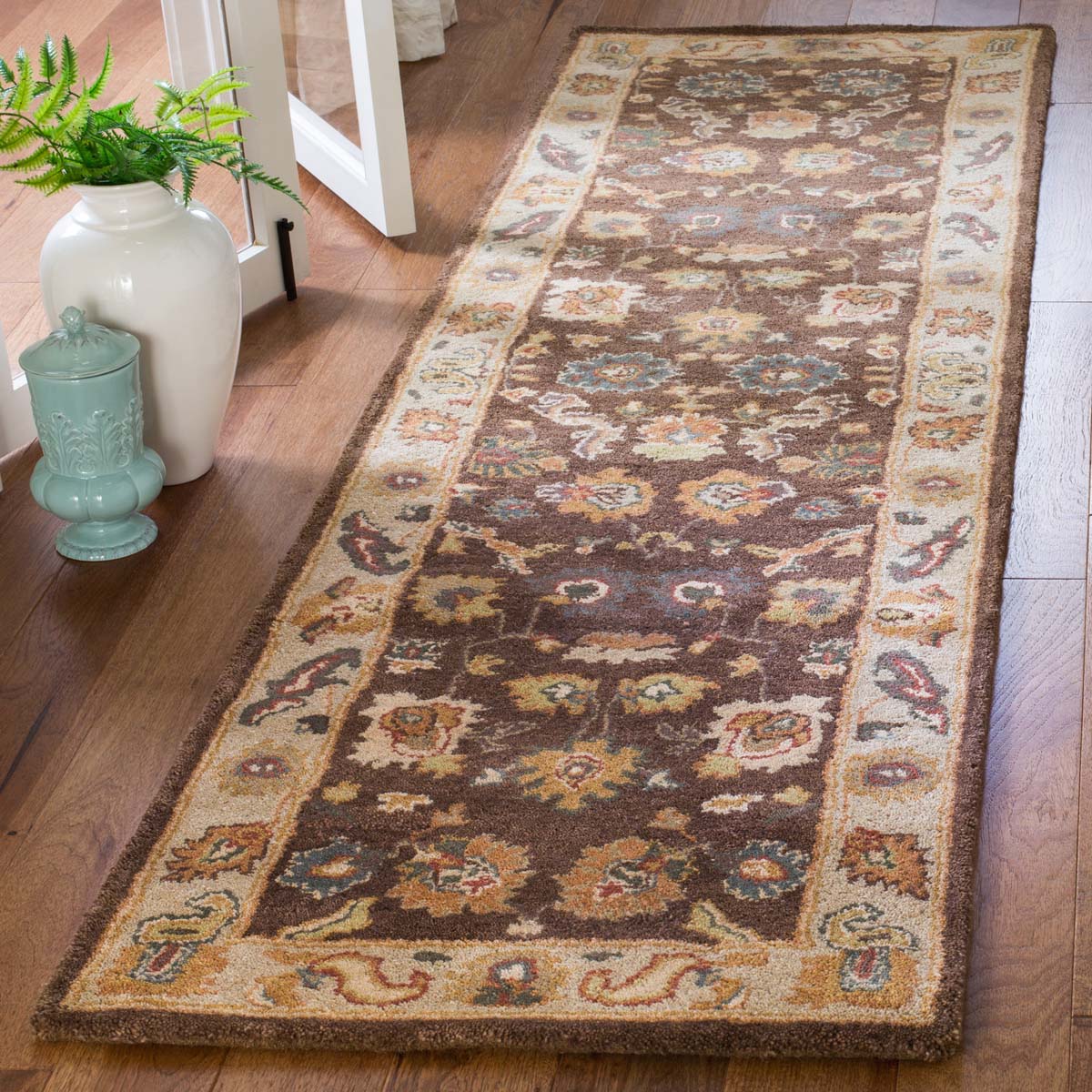 Bergama Rug | Safavieh -  BRG136B - Brown / Ivory