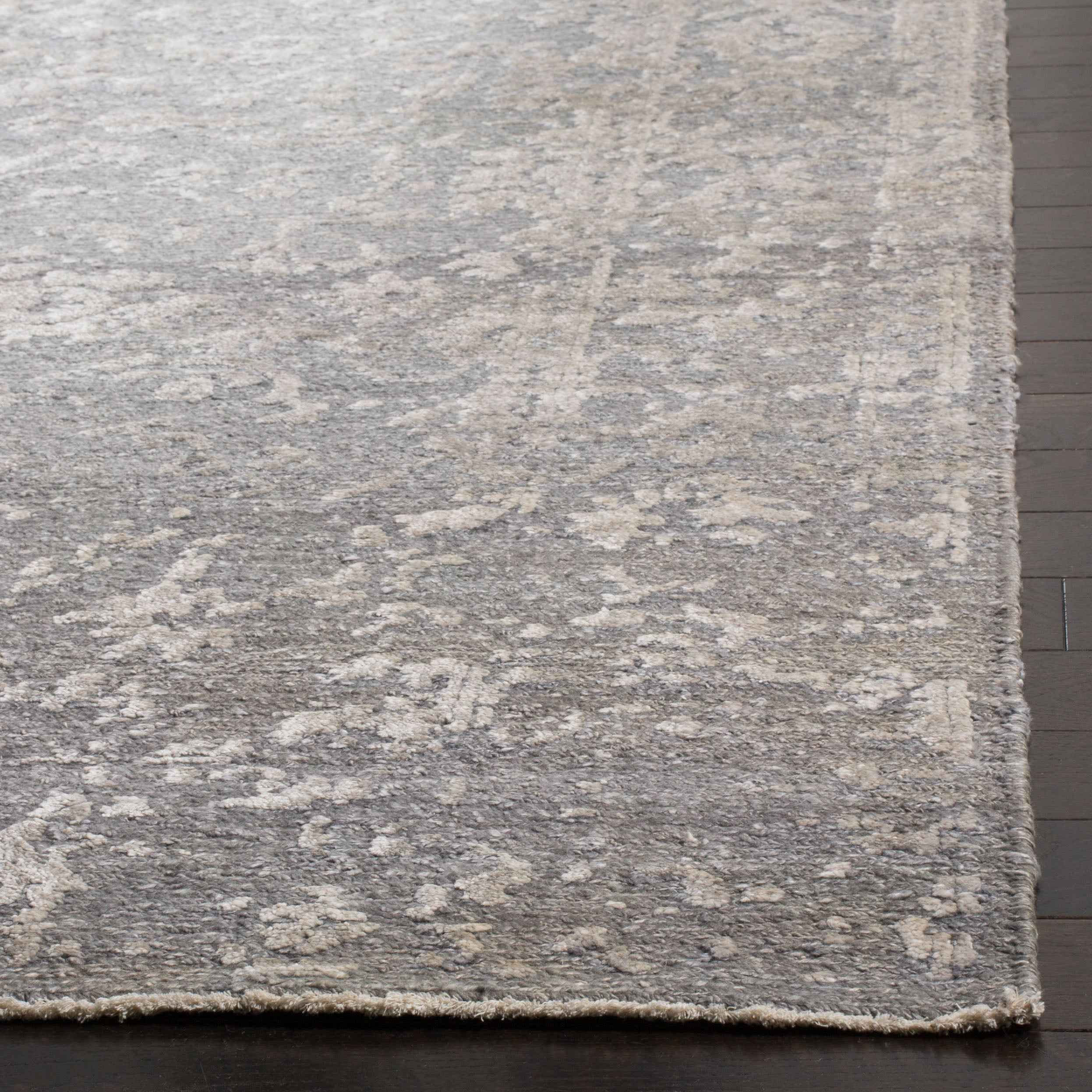 Centennial 202 Rug | Safavieh - CEN202 - Light Grey / Dark Grey