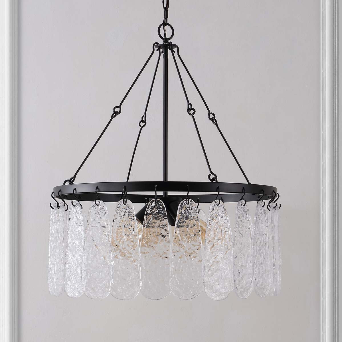 Safavieh Aremythia Chandelier , CHA4057 - Black / Clear