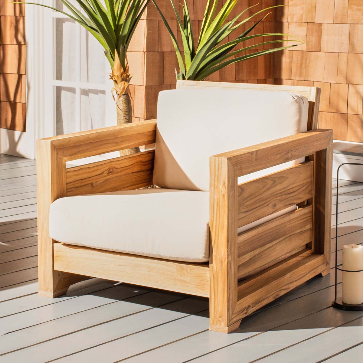 Guadeloupe Outdoor Teak Club Chair | Safavieh Couture - Natural / Beige