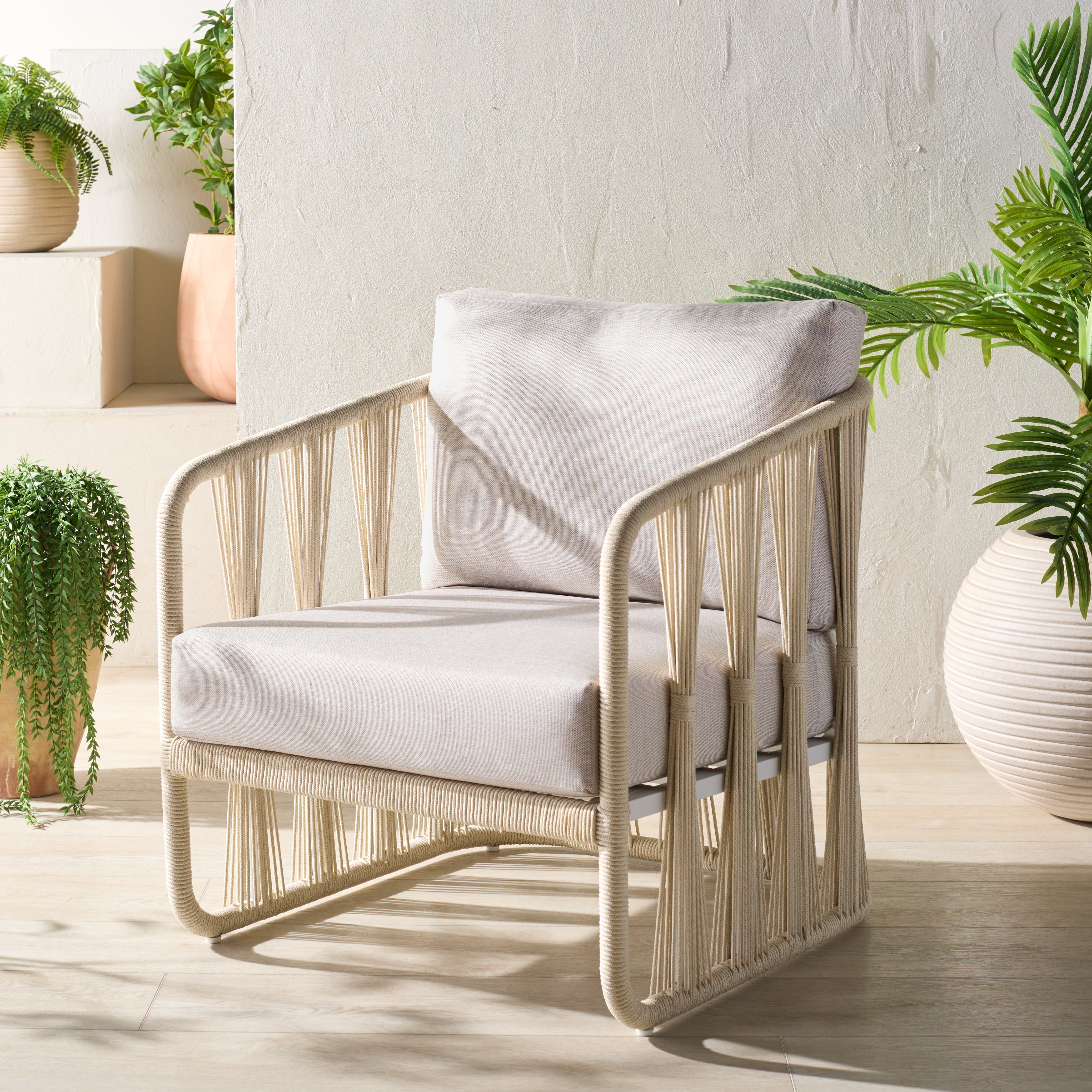 WHITE / BEIGE