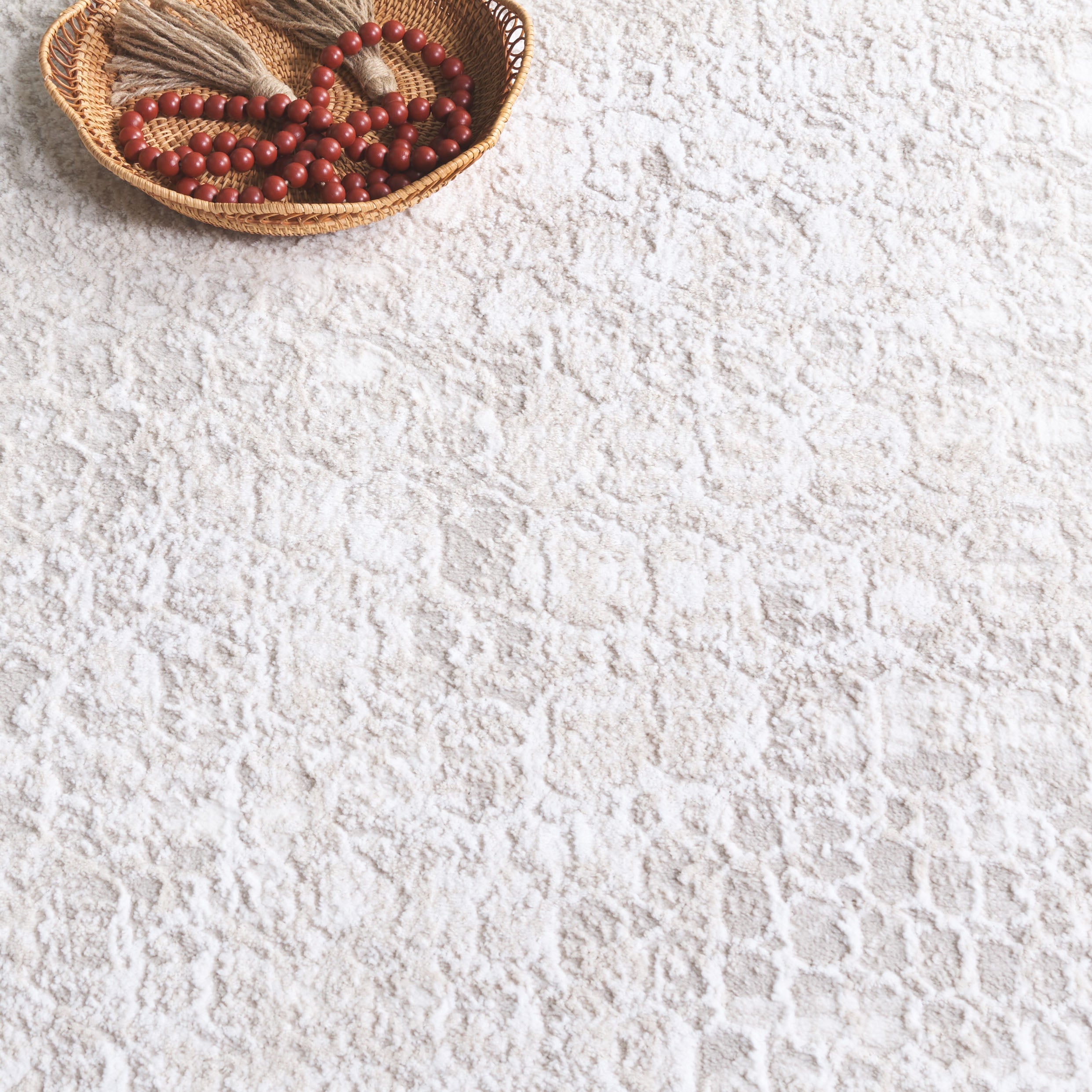 Ivory / Taupe