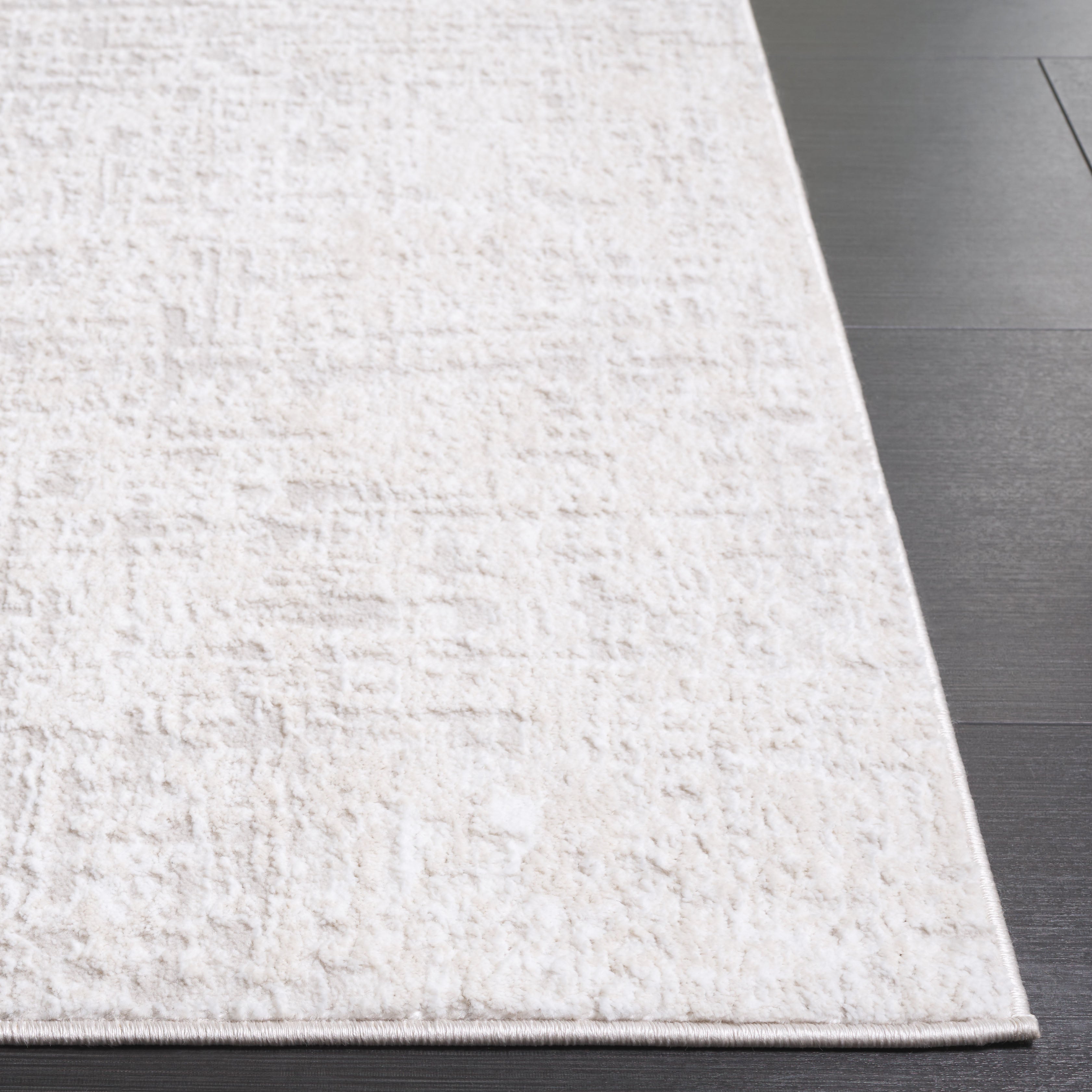 Ivory / Taupe