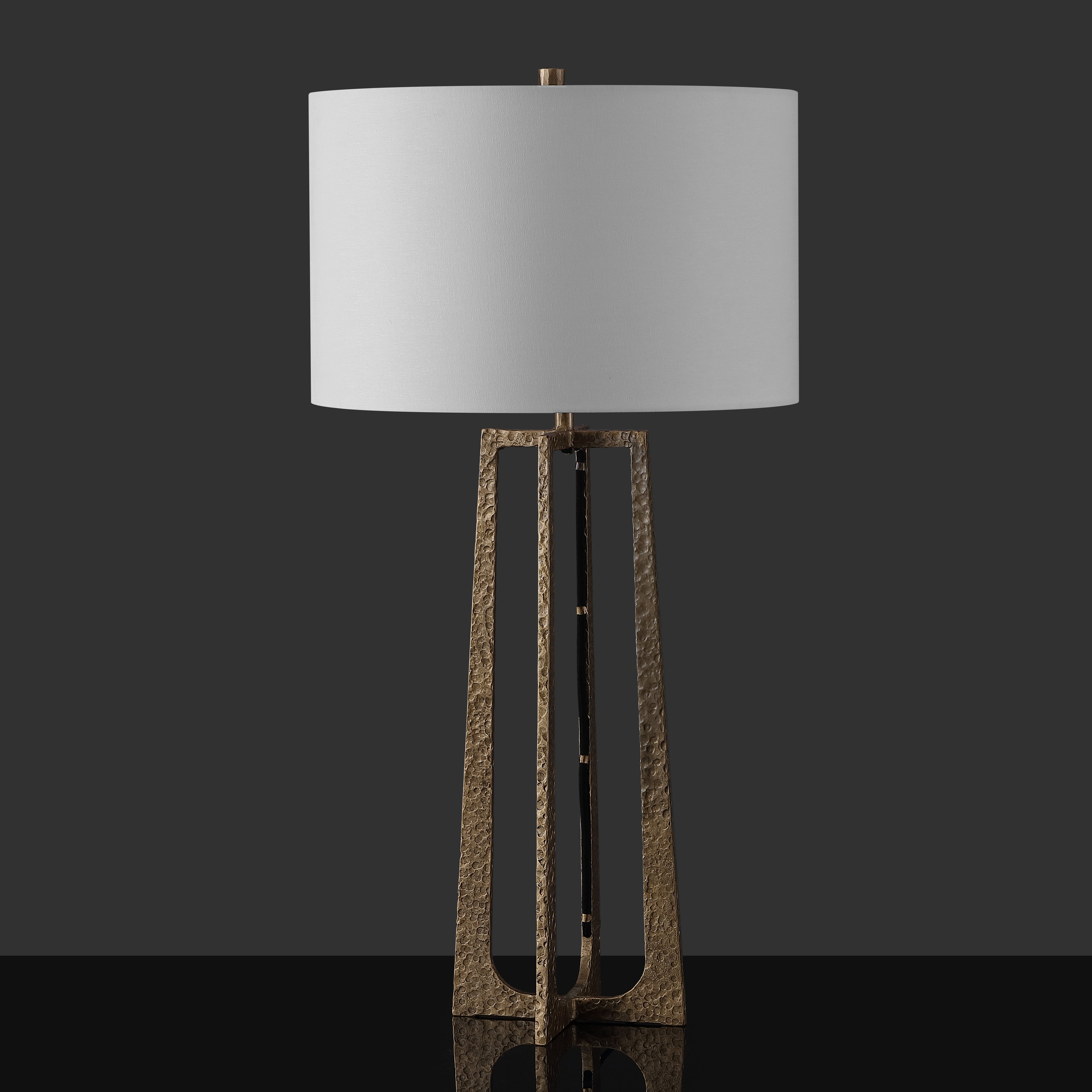 Pollyanna Metal Base Table Lamp | Safavieh Couture - CTL1050